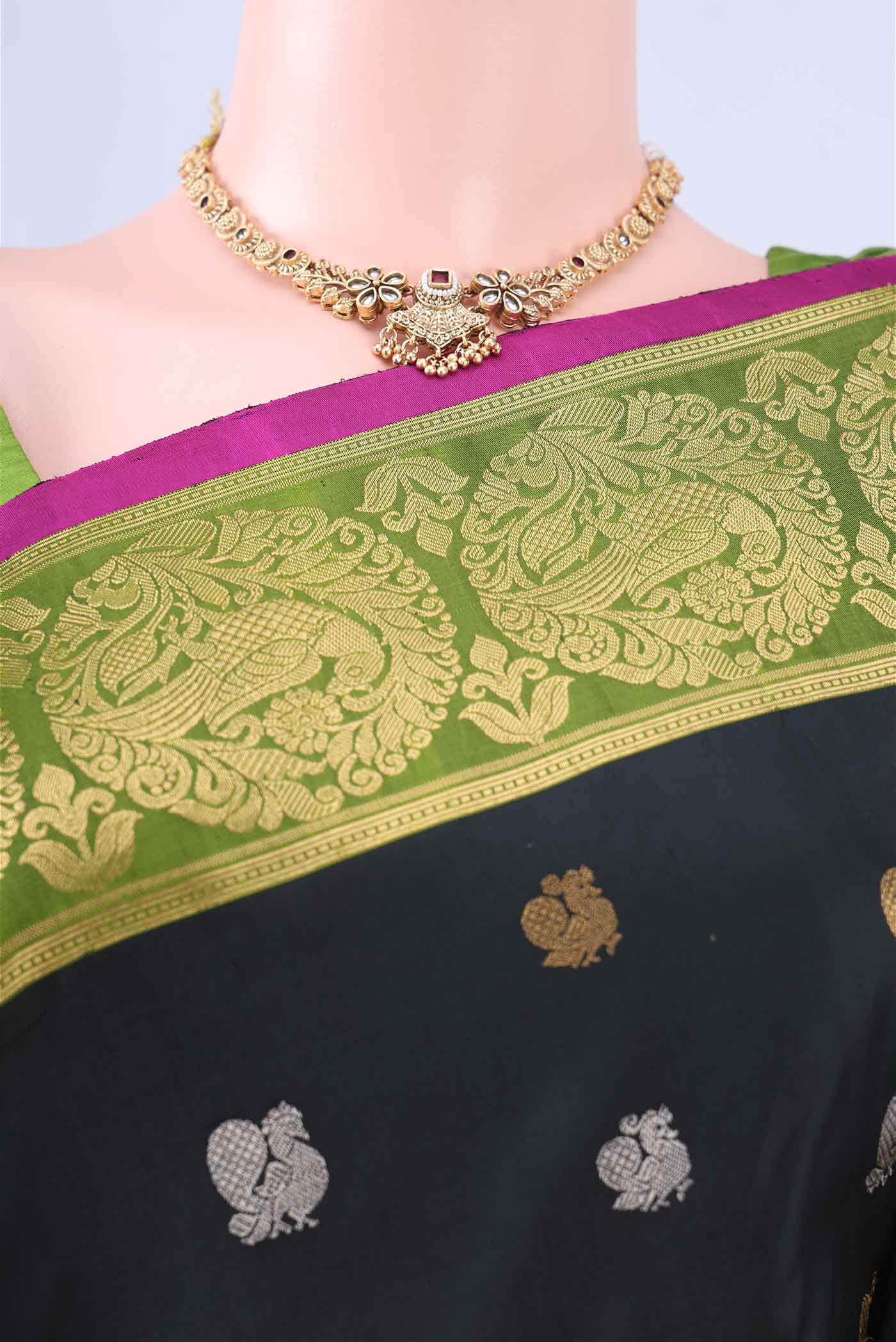 Black Dual Tone Gadwal Silk Saree