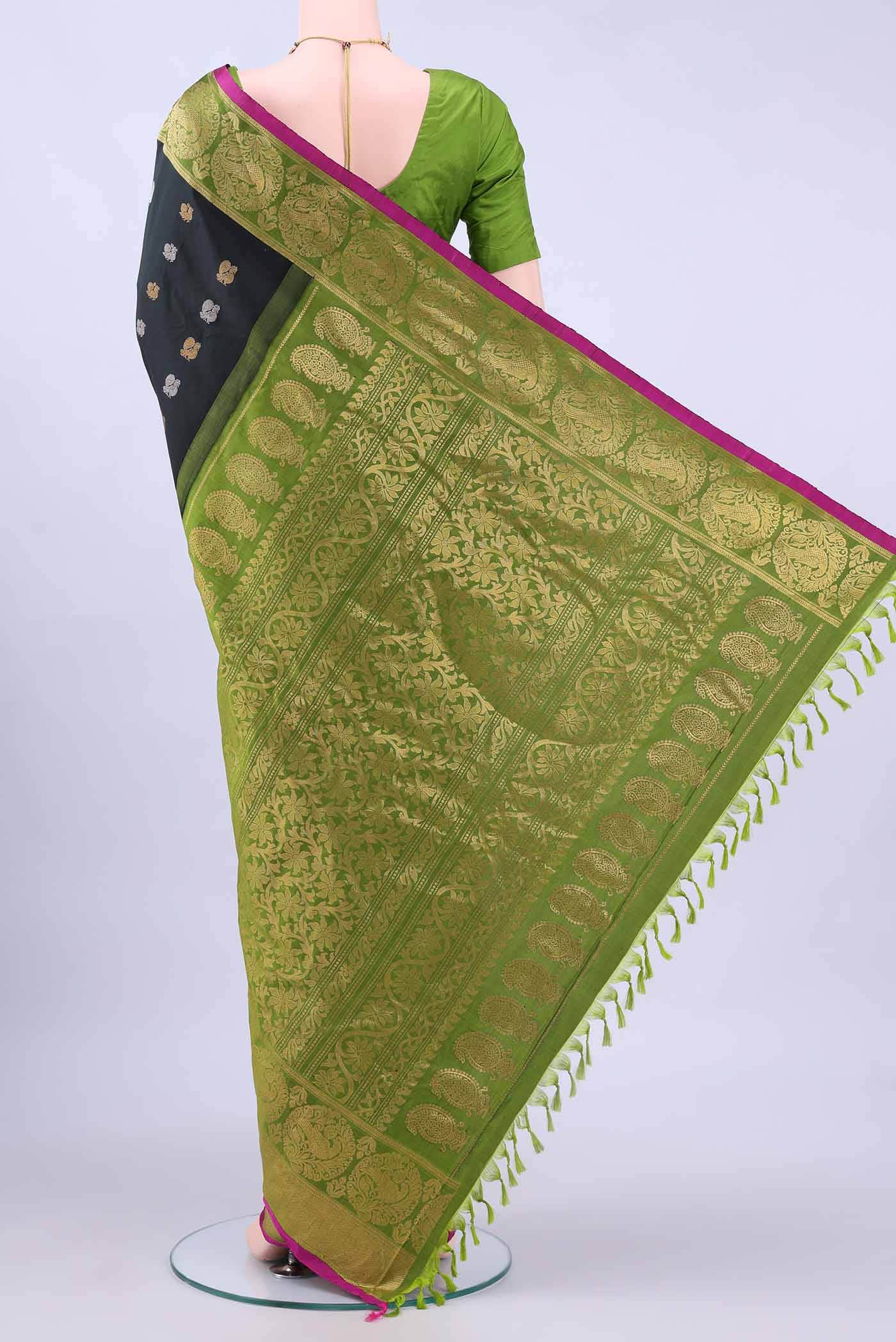 Black Dual Tone Gadwal Silk Saree