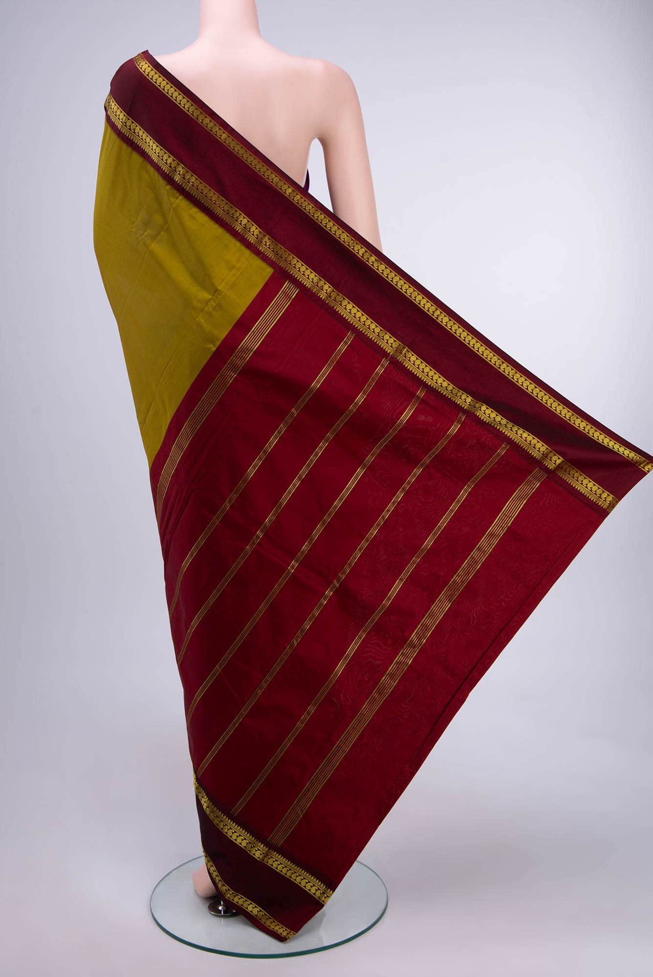 Mehandi Green Blended Bangalore Silk Saree