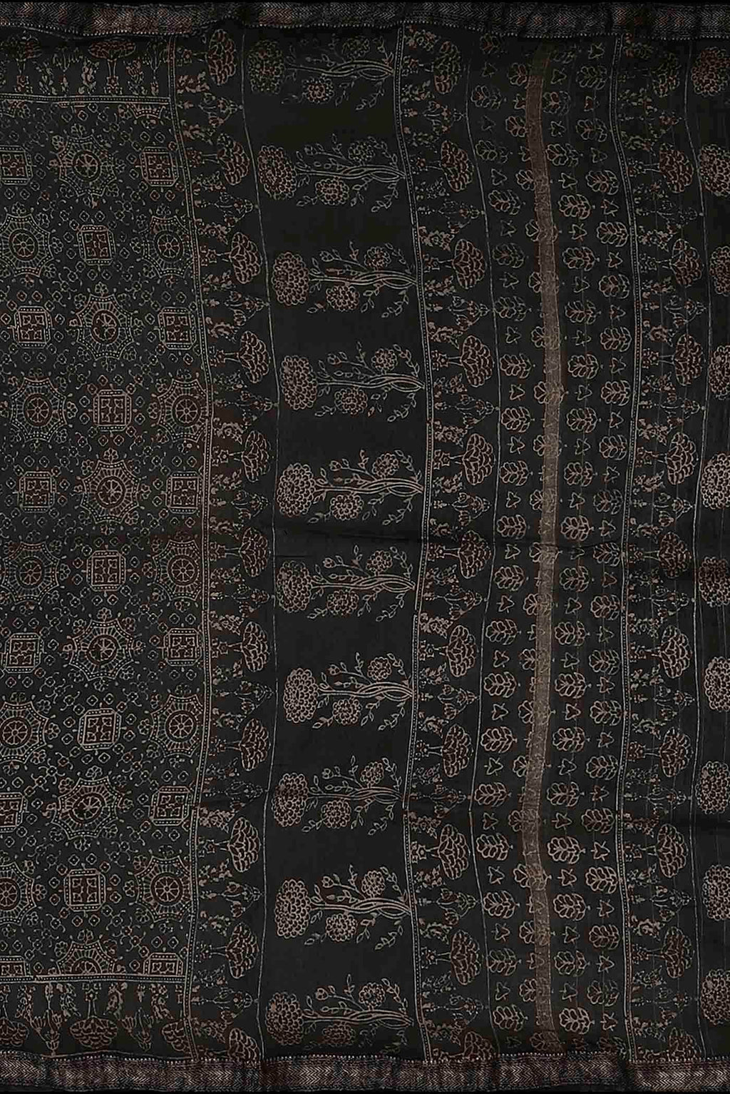 Navy Blue Maheshwari Silk Cotton Saree