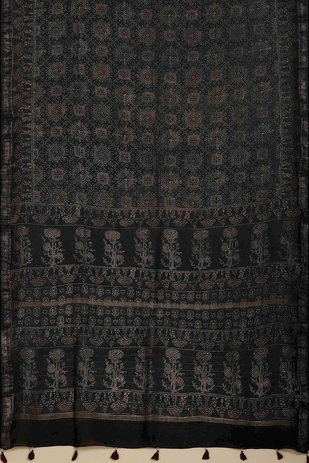 Navy Blue Maheshwari Silk Cotton Saree