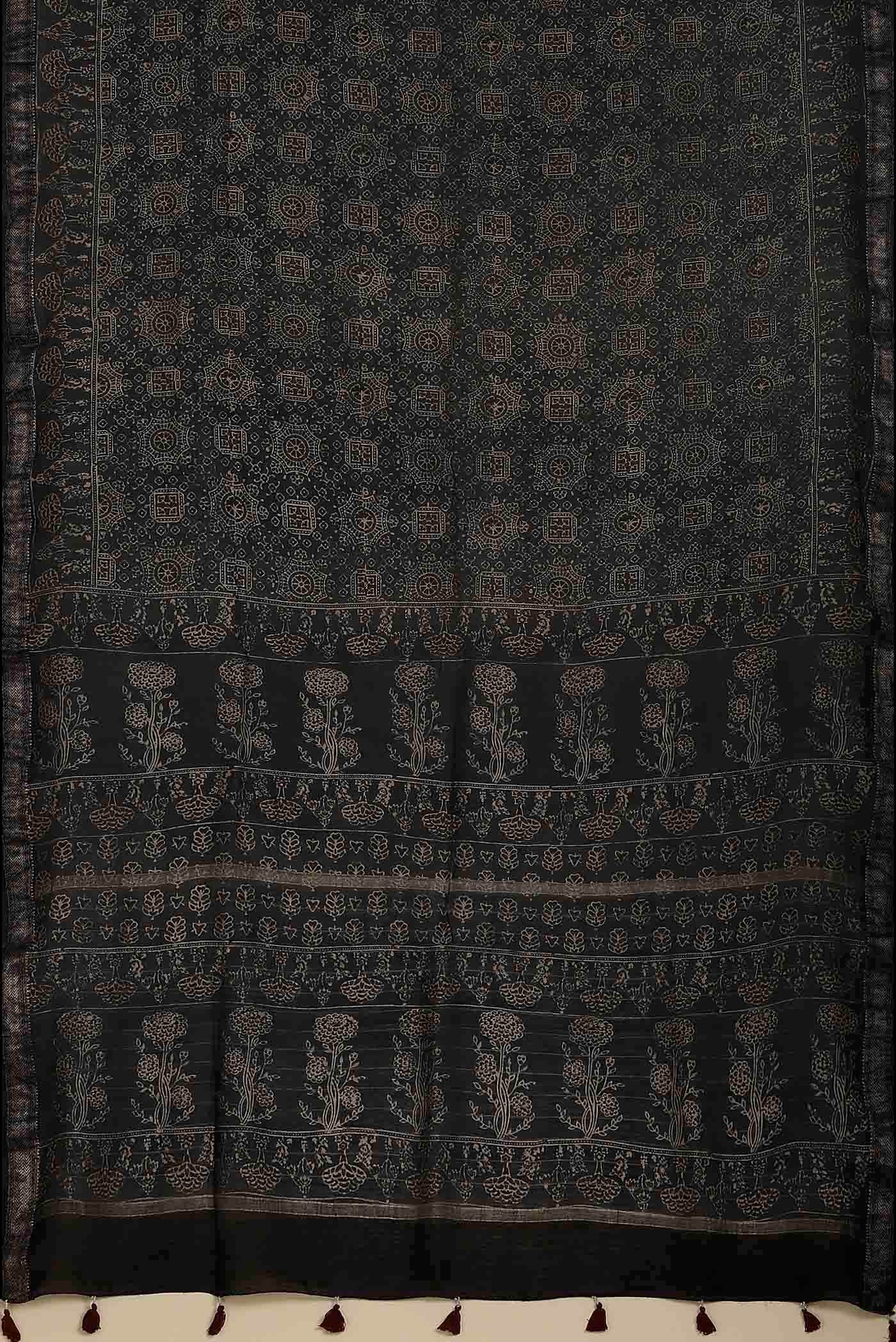 Navy Blue Maheshwari Silk Cotton Saree