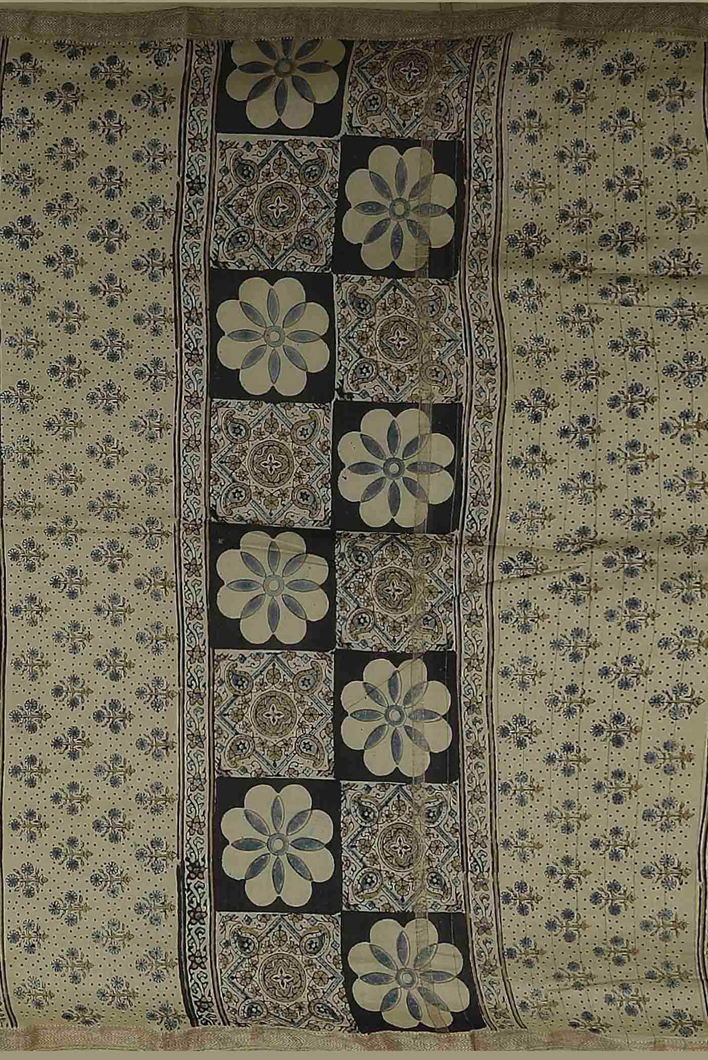 Beige Maheshwari Silk Cotton Saree
