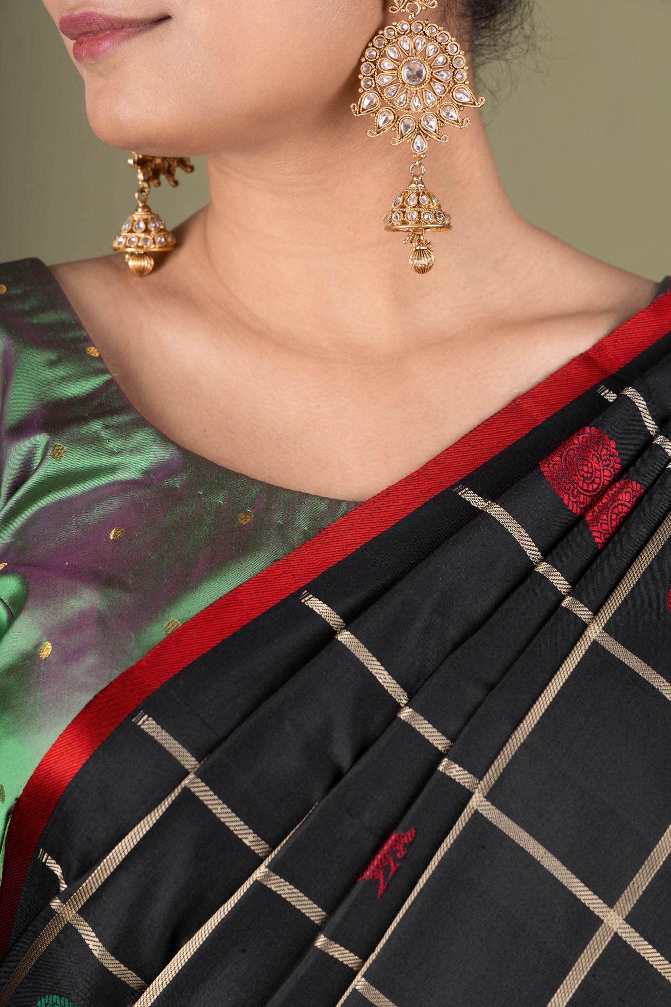 Pure Silk Pure Zari Black Kanchipuram Saree