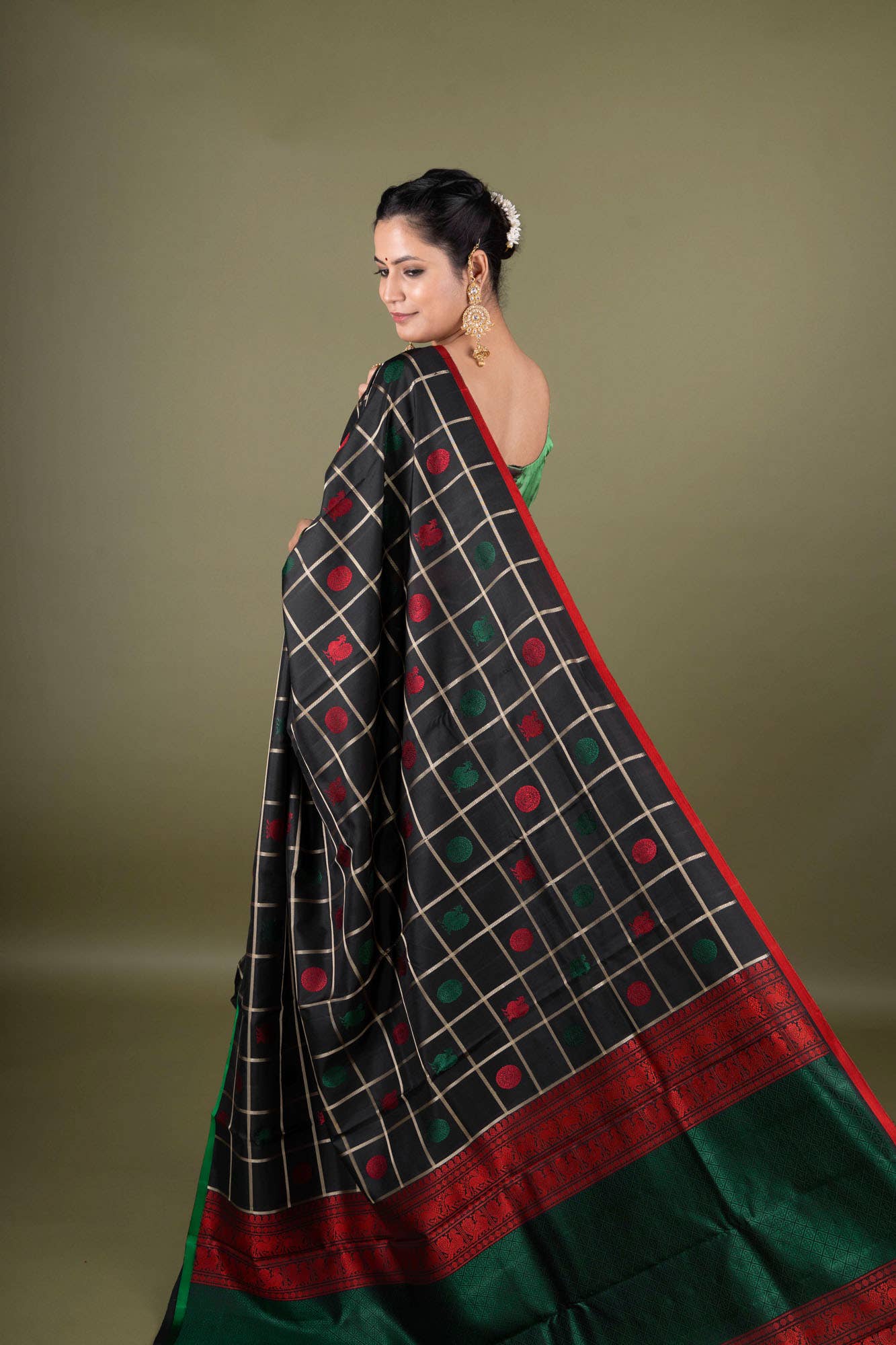 Pure Silk Pure Zari Black Kanchipuram Saree