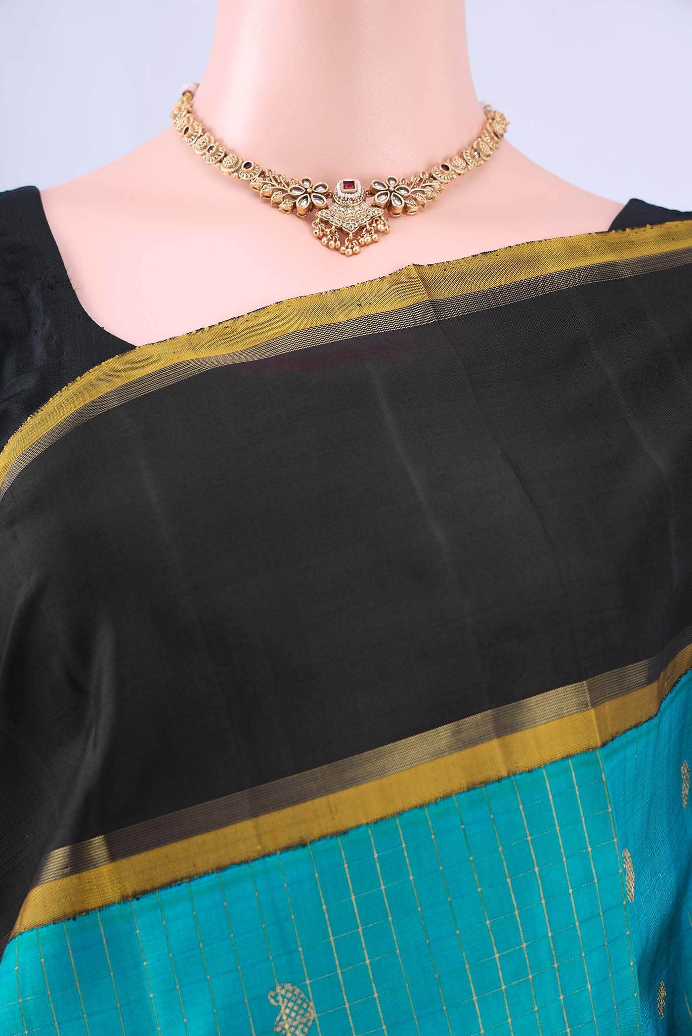 Pure Silk Pure Zari no Dual Tone Kanchipuram Saree