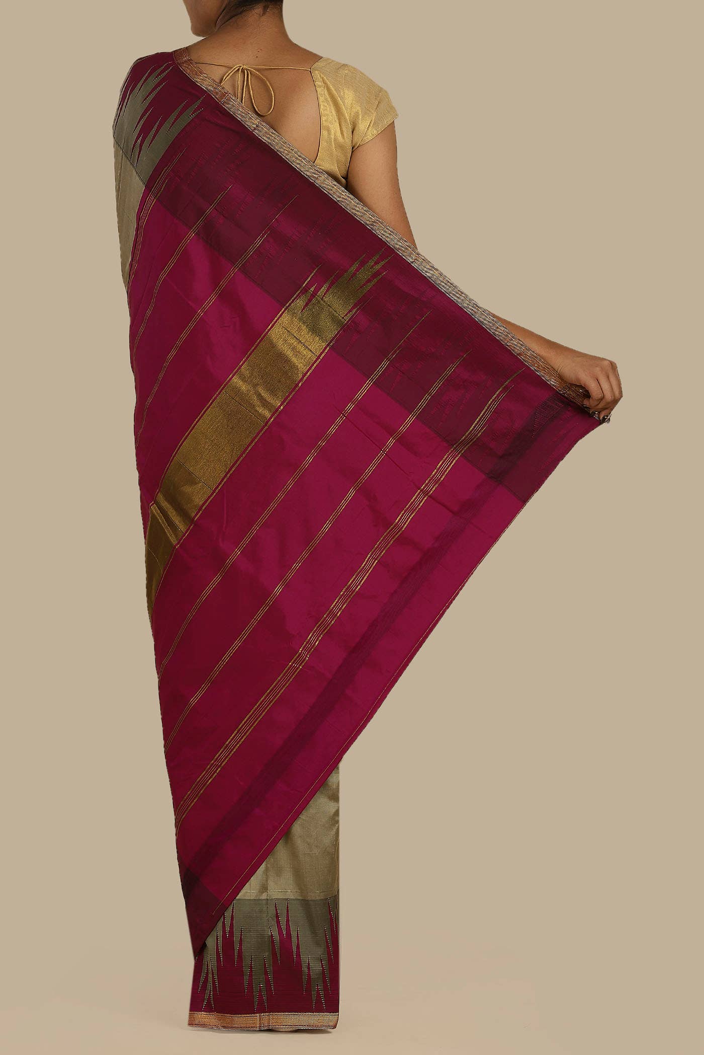 Green Dual Tone Bangalore Silk Saree