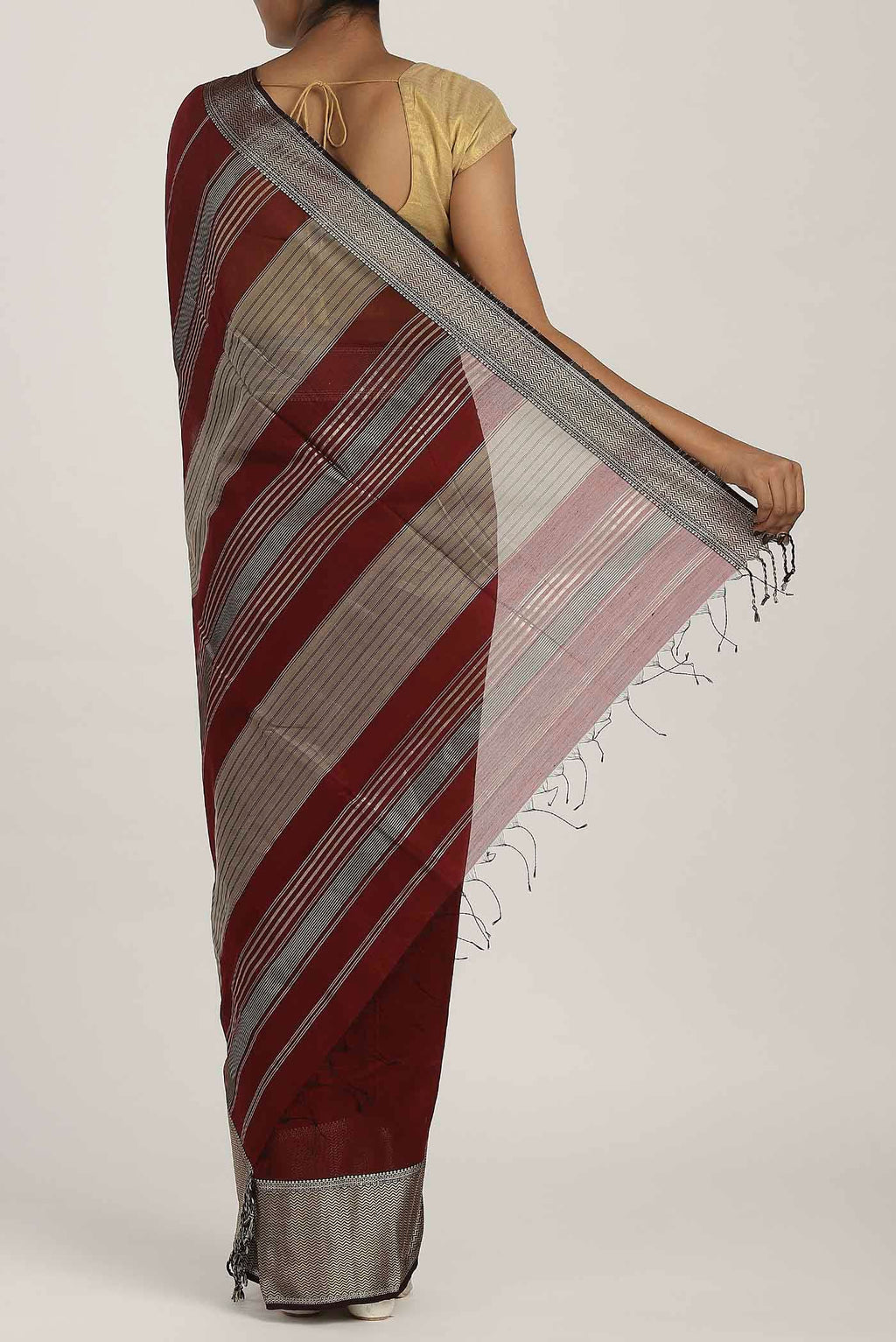 Brown Maheshwari Silk Cotton Saree