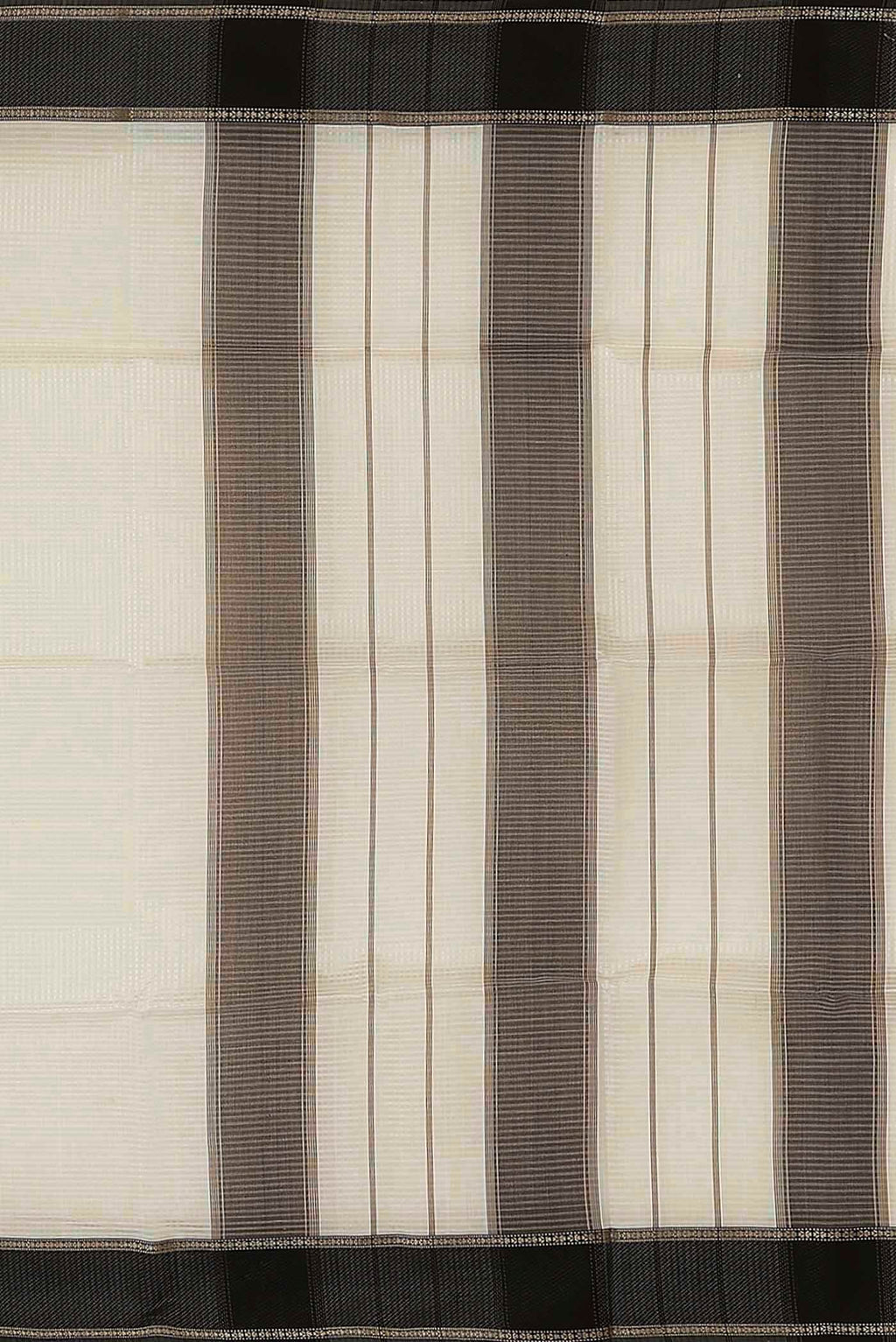 Cream Maheshwari Silk Cotton Saree