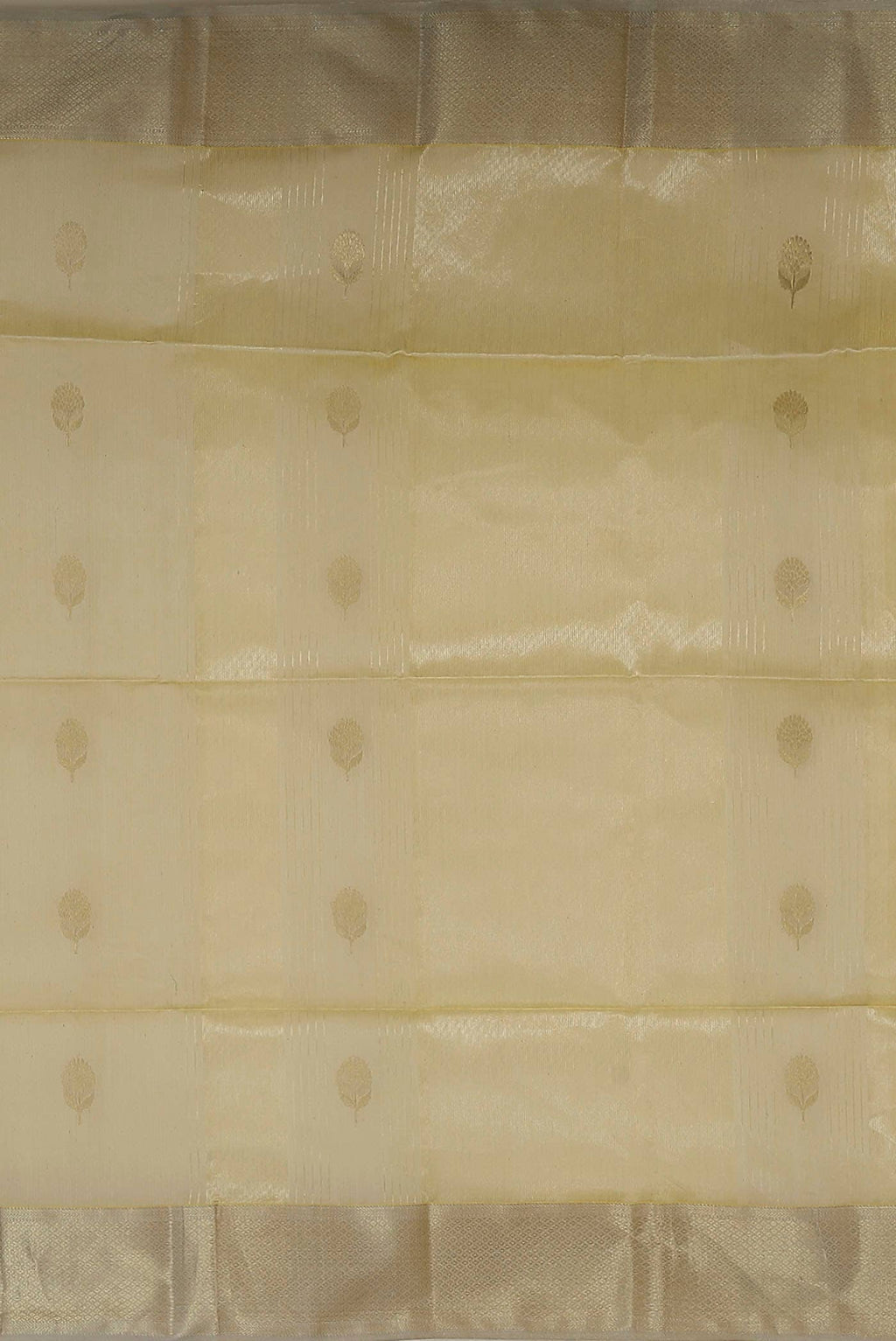 Beige Maheshwari Silk Cotton Saree