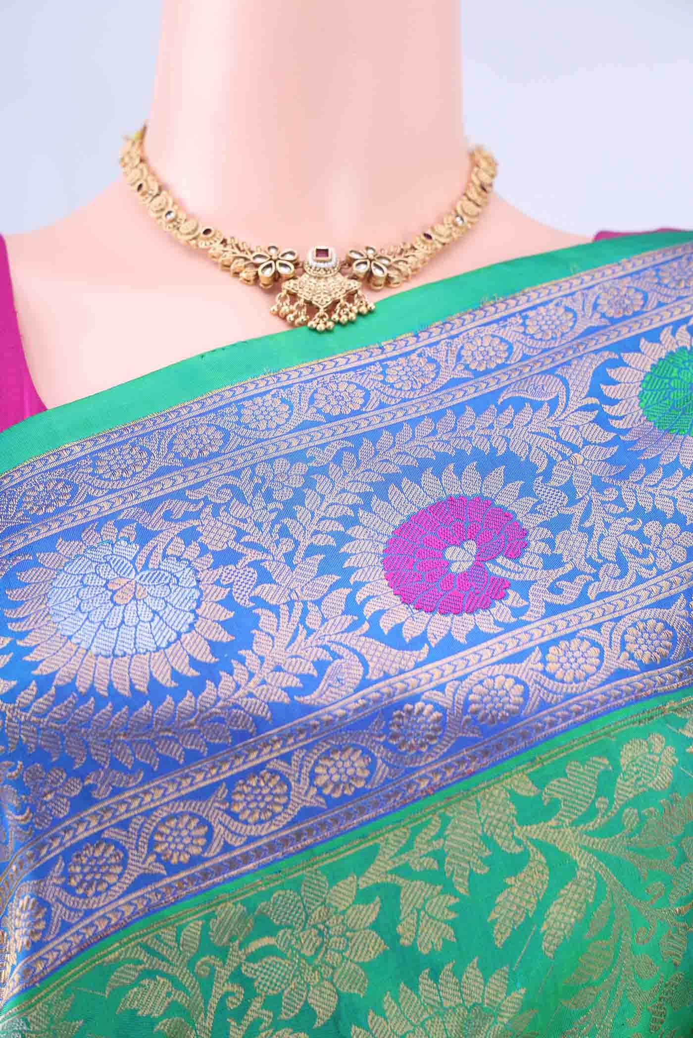 Green Dual Tone Gadwal Silk Saree