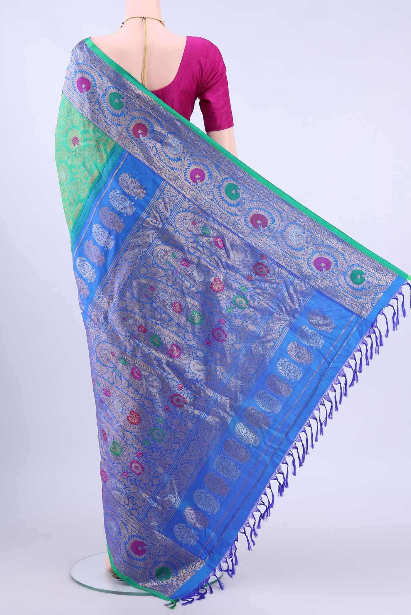 Green Dual Tone Gadwal Silk Saree