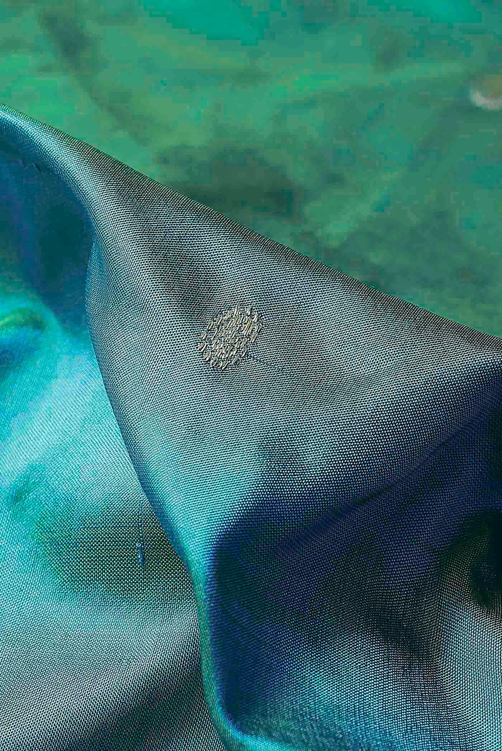 Green with Blue Dual Tone Paithani Silk Saree