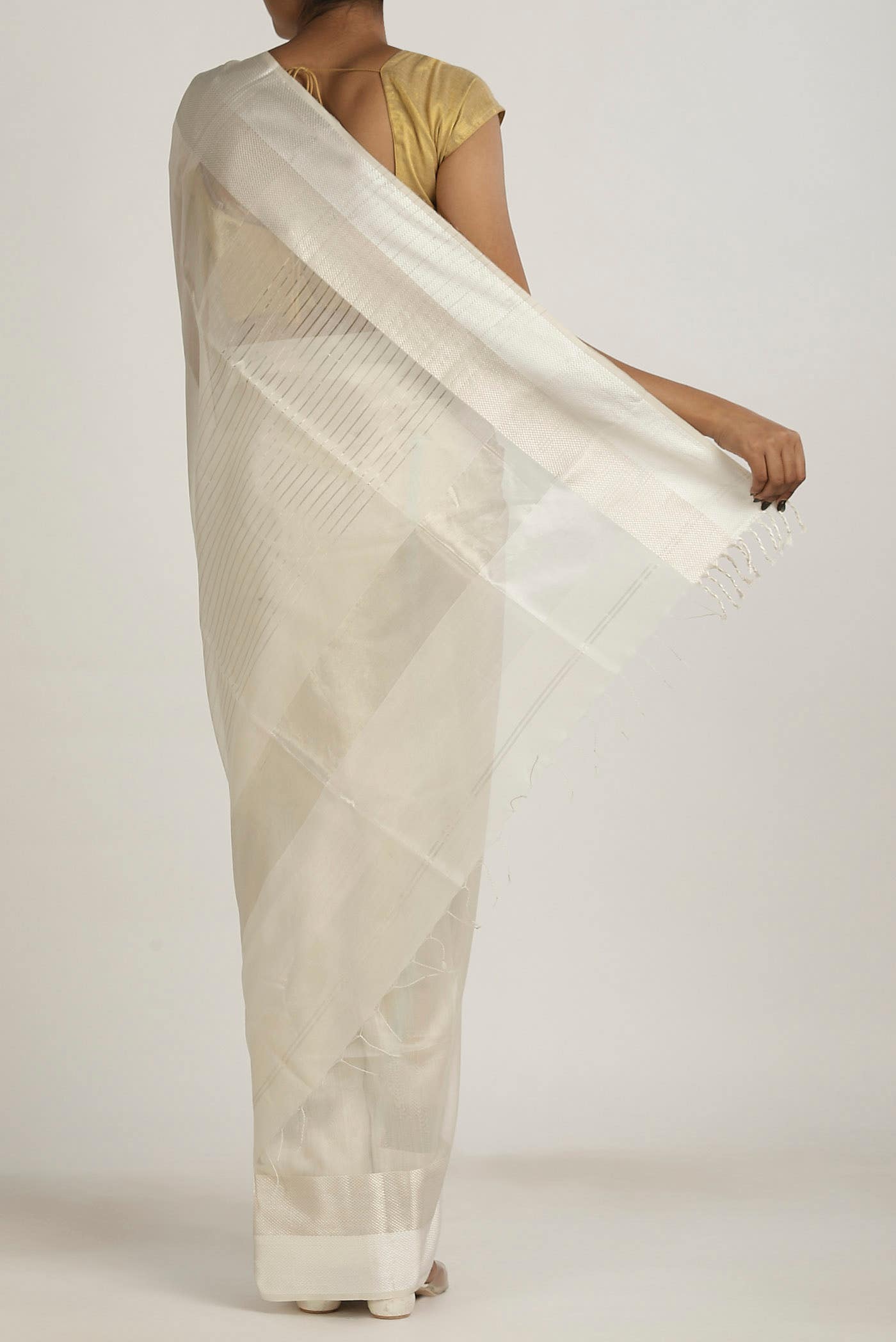 Off White Maheshwari Silk Cotton Saree