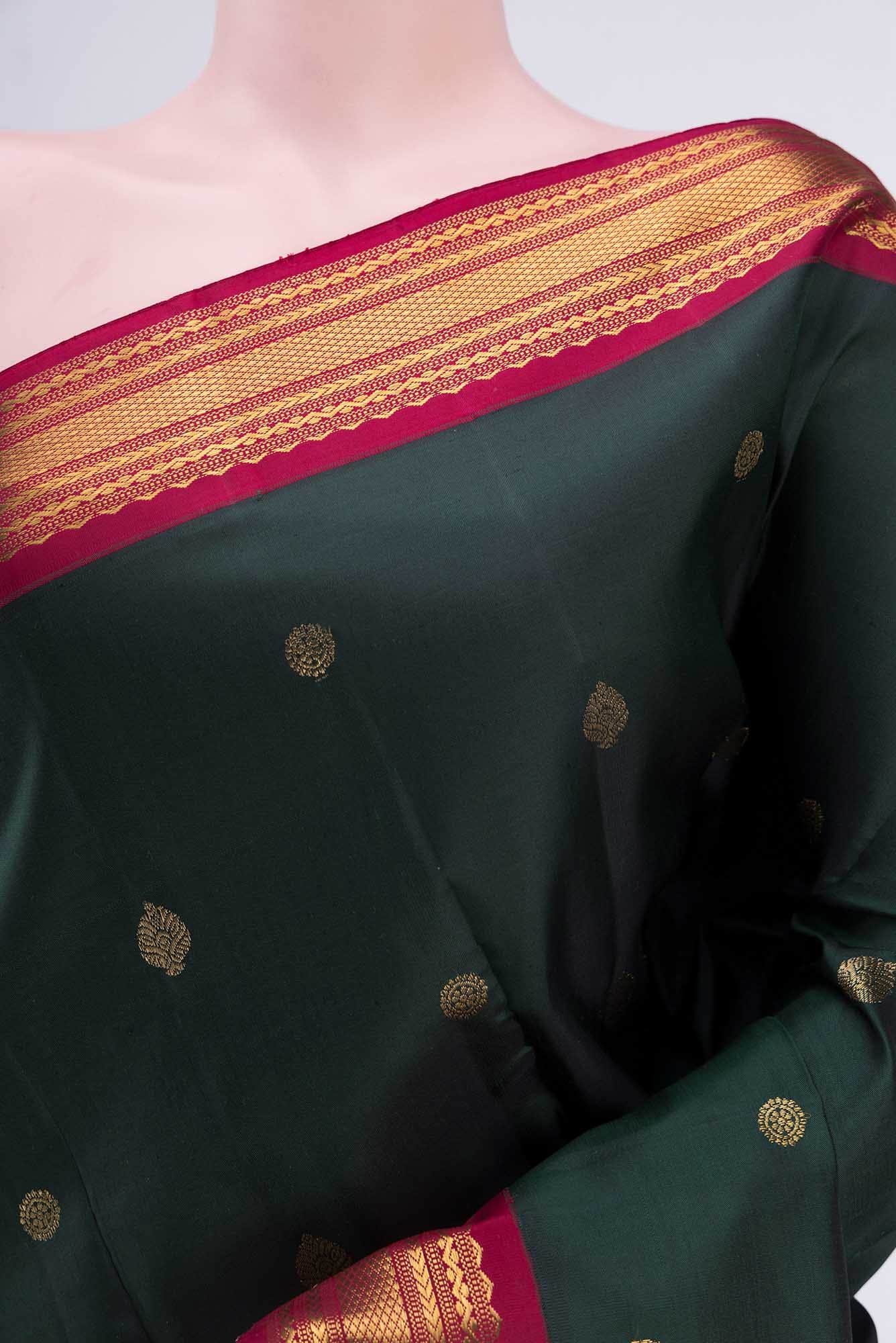Pure Silk Pure Zari Bottle Green Kanchipuram Saree