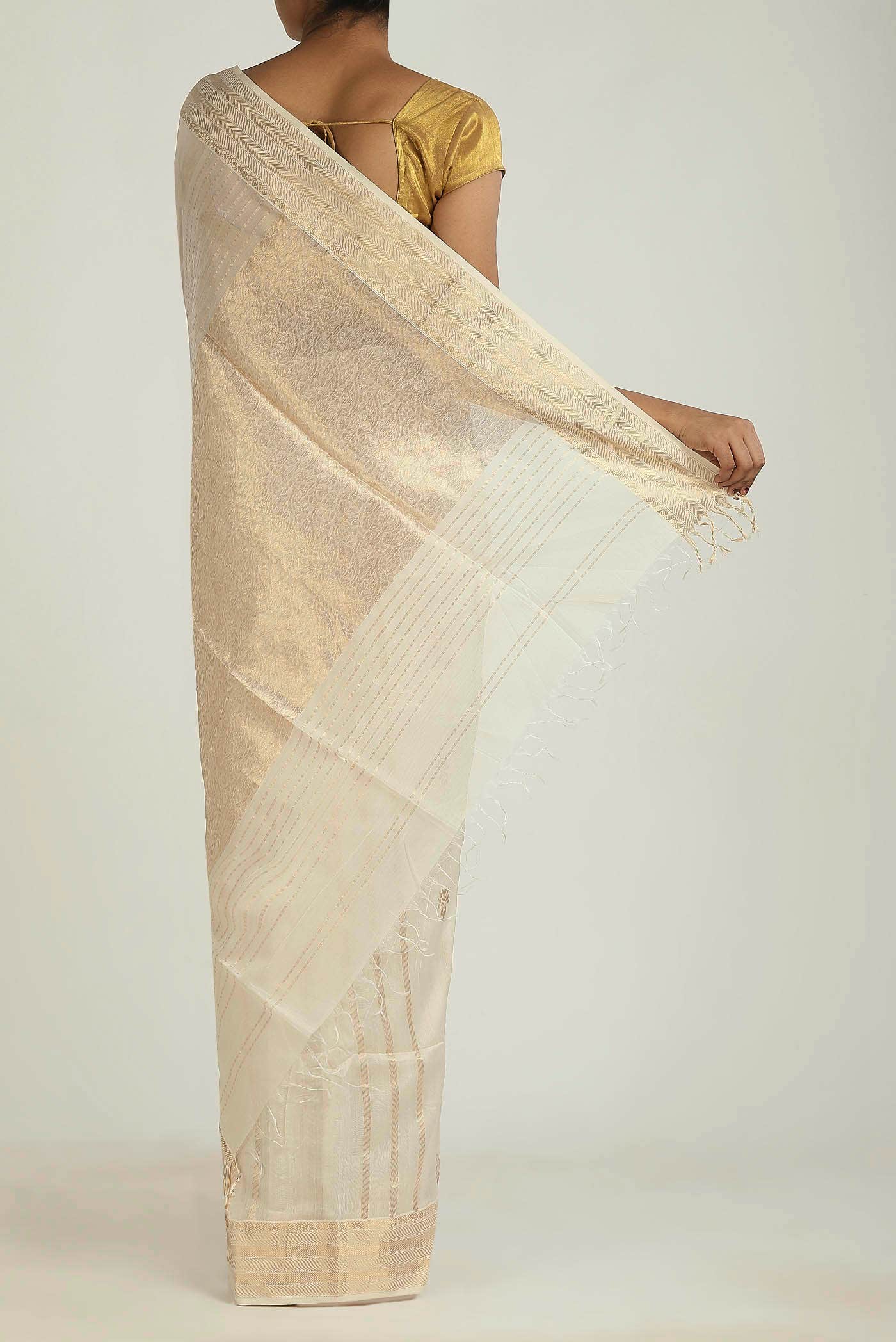 Off White Maheshwari Silk Cotton Saree