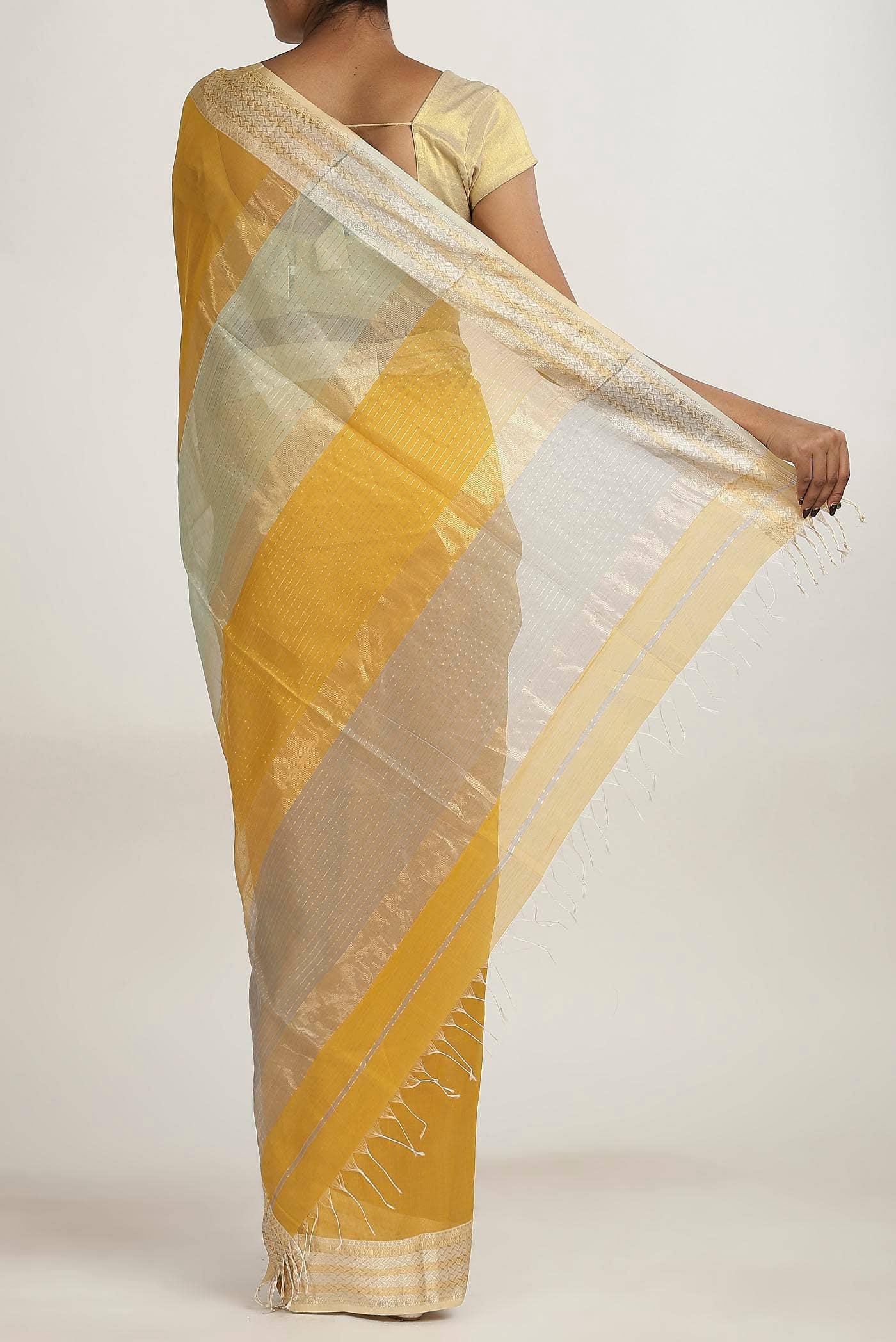 Yellow Maheshwari Silk Cotton Saree