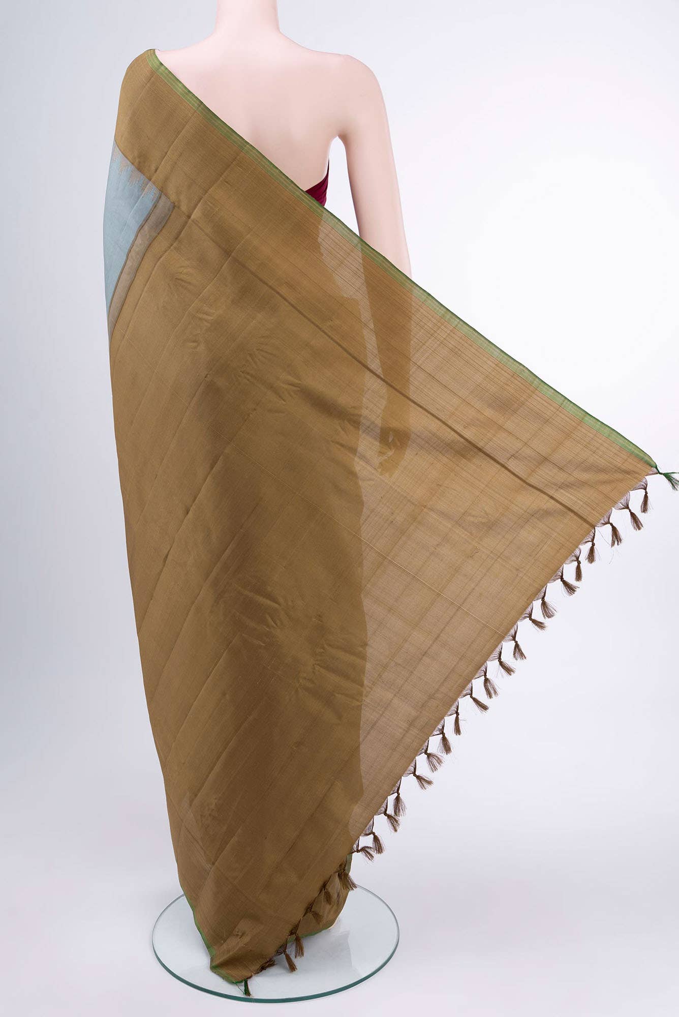 Davys Grey Gadwal Silk Saree