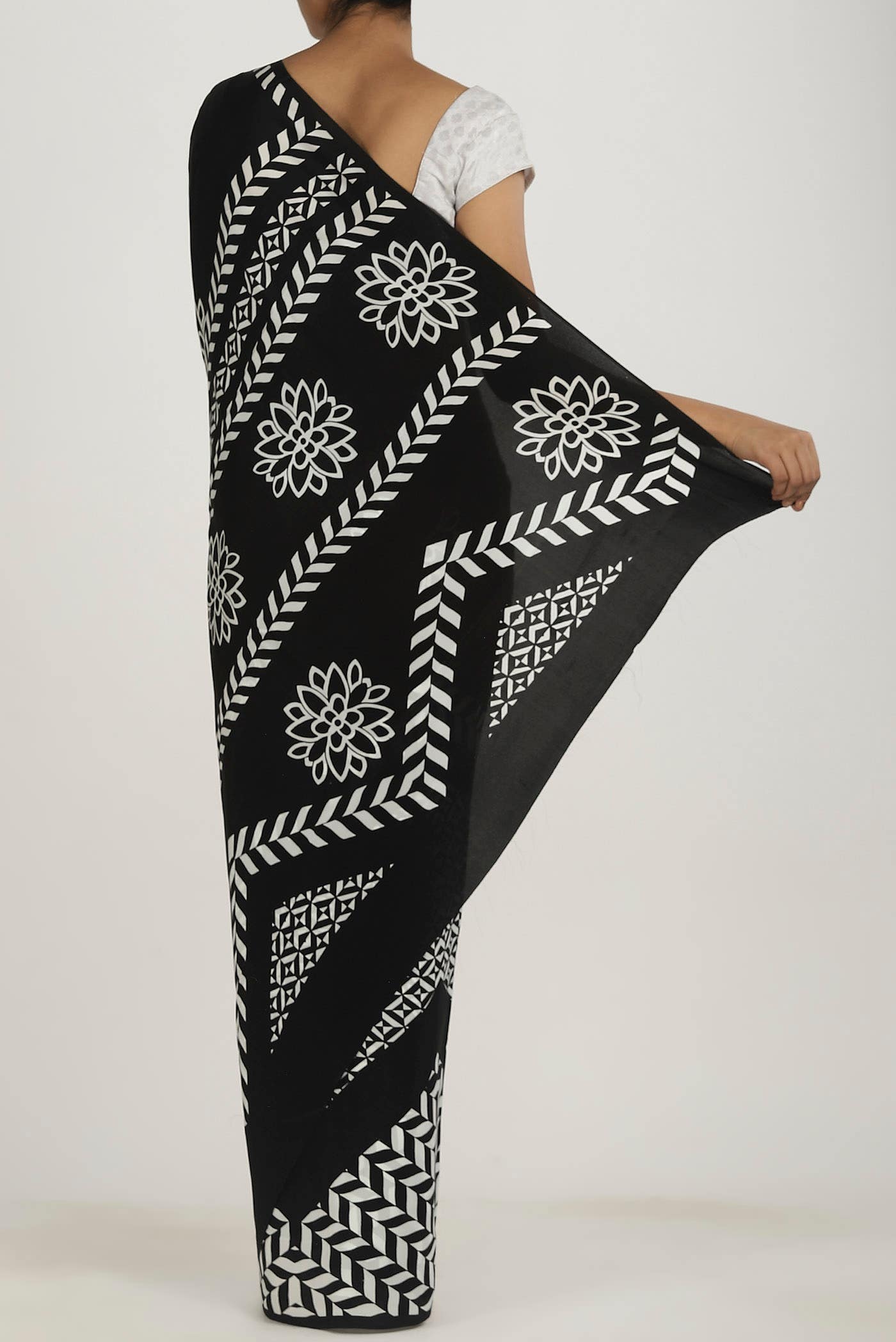 Black Mysore Crepe Saree