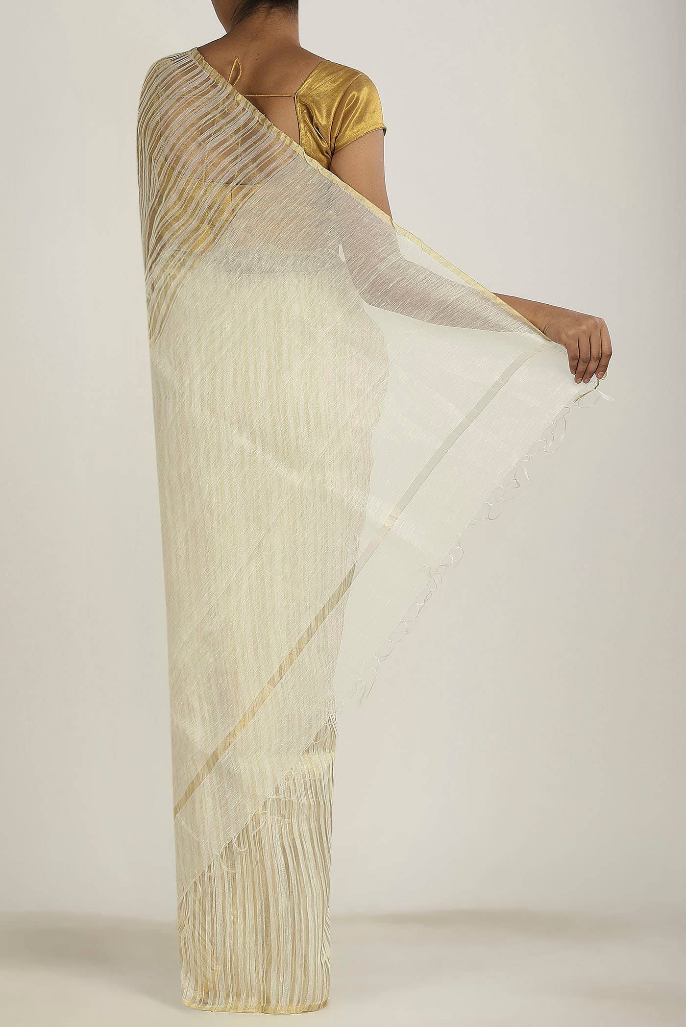 Cream Maheshwari Silk Cotton Saree
