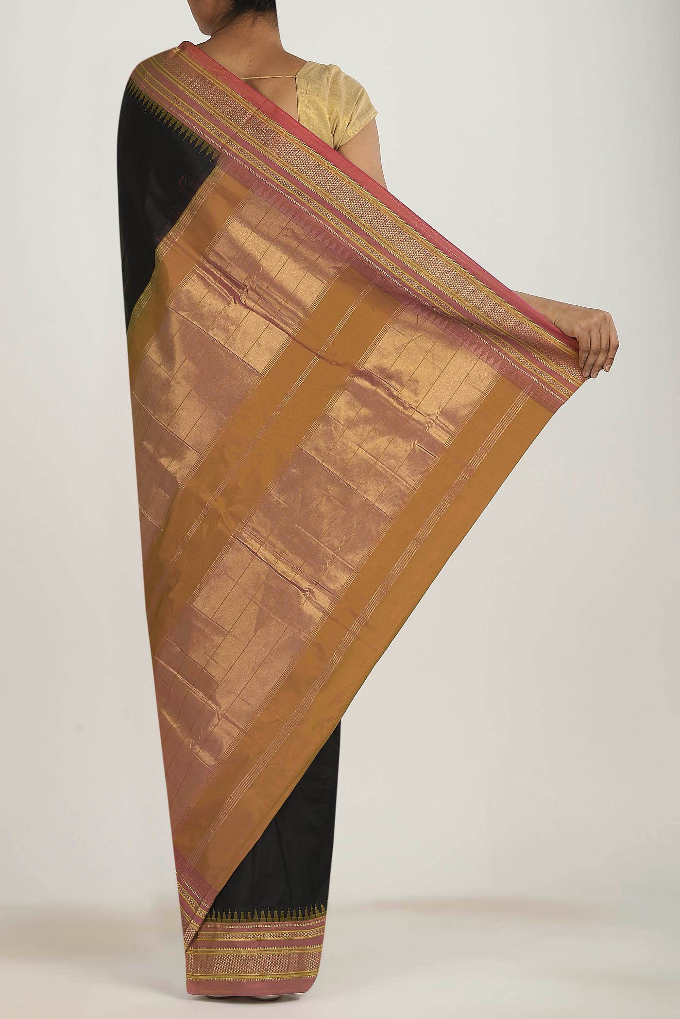 Black Blended Bangalore Silk Saree