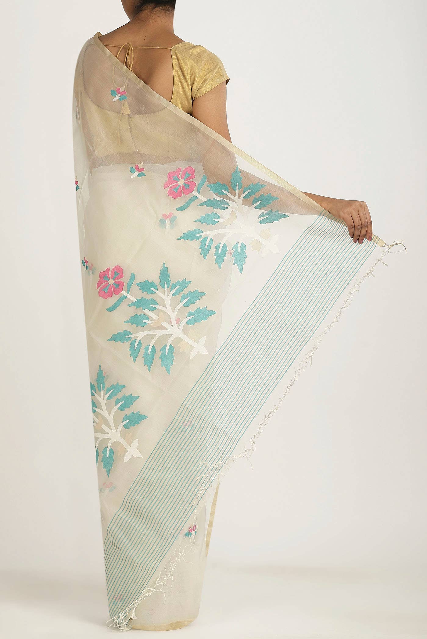 Cream Muslin Silk Saree