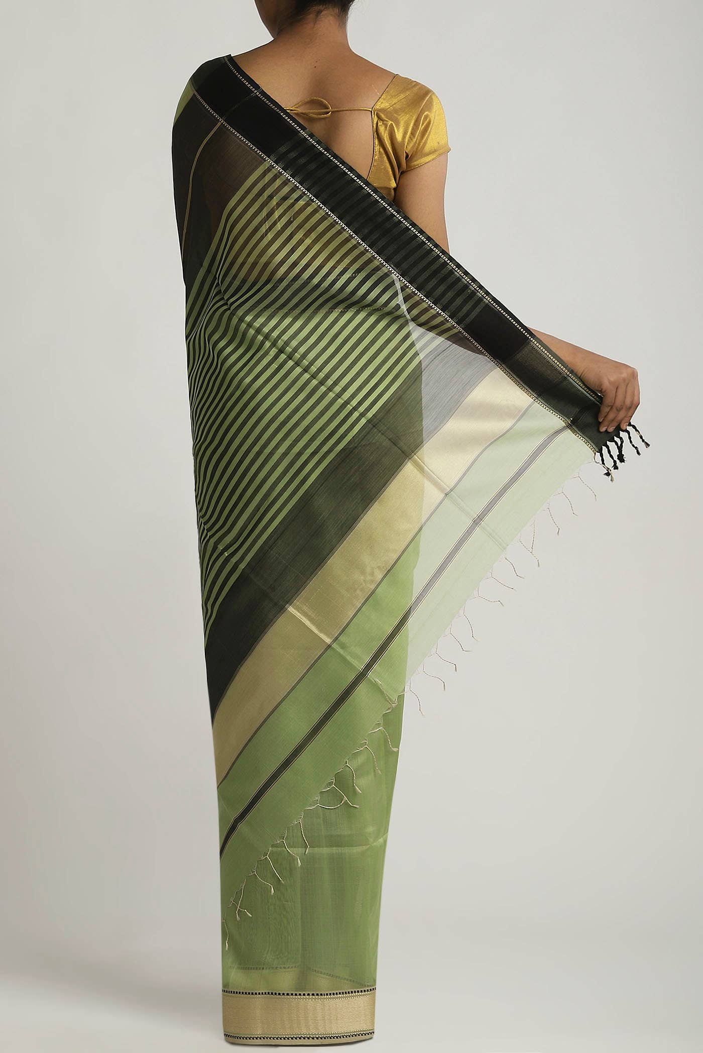 Light Green Maheshwari Silk Cotton Saree