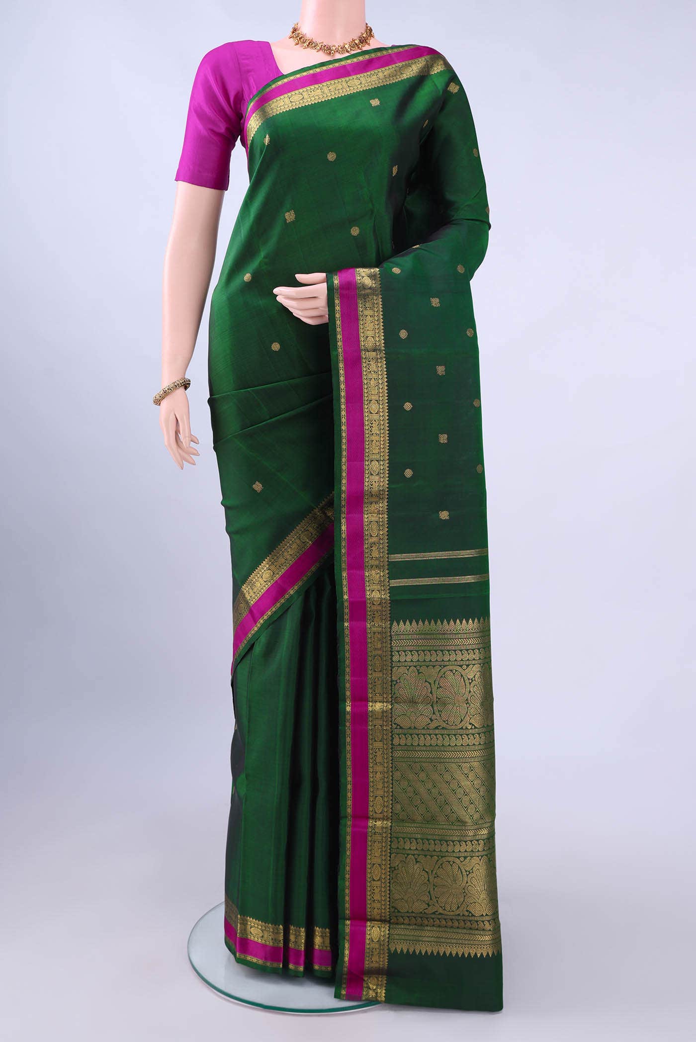 Bottle Green Kanchipuram Silk Saree