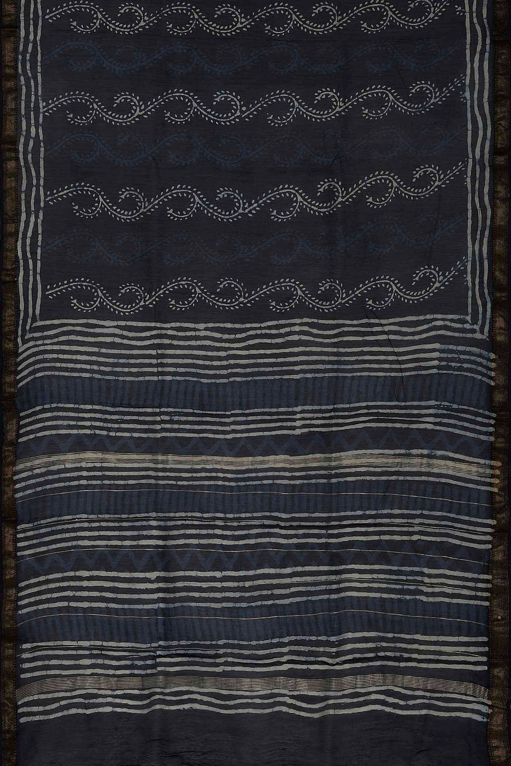 Navy Blue Maheshwari Silk Cotton Saree