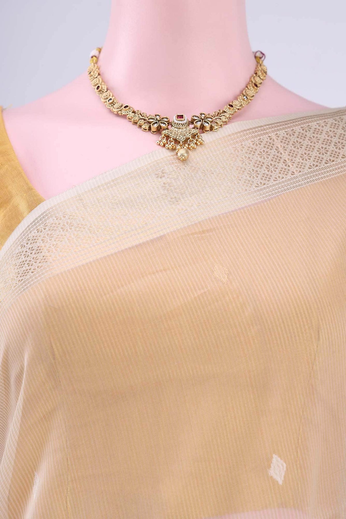 Beige Maheshwari Silk Cotton Saree