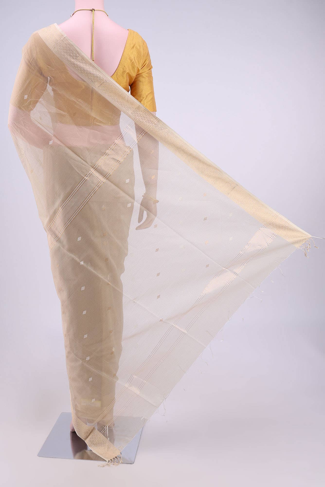 Beige Maheshwari Silk Cotton Saree
