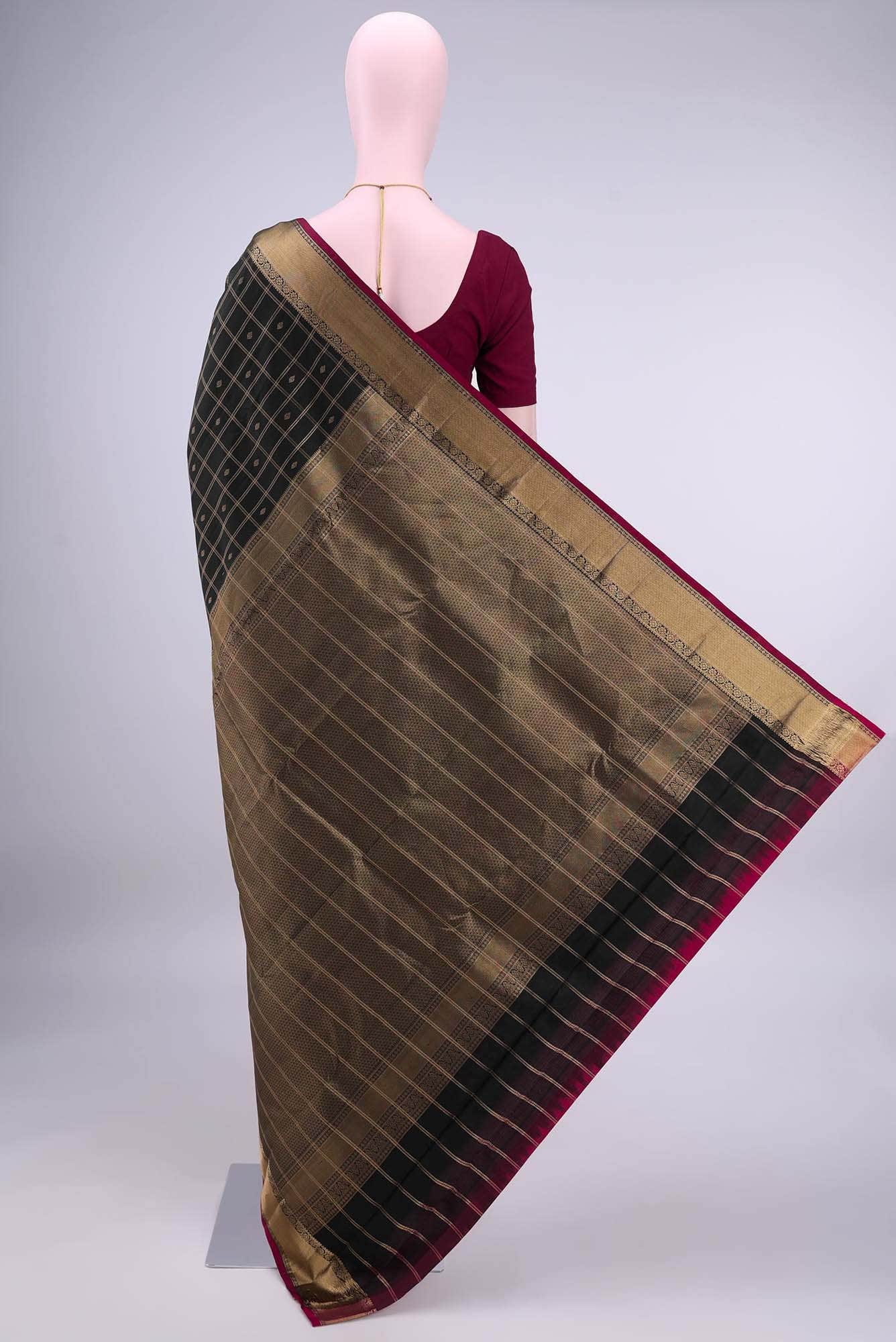 Black Dual Tone Nangavalli Silk [ Salem ] Saree