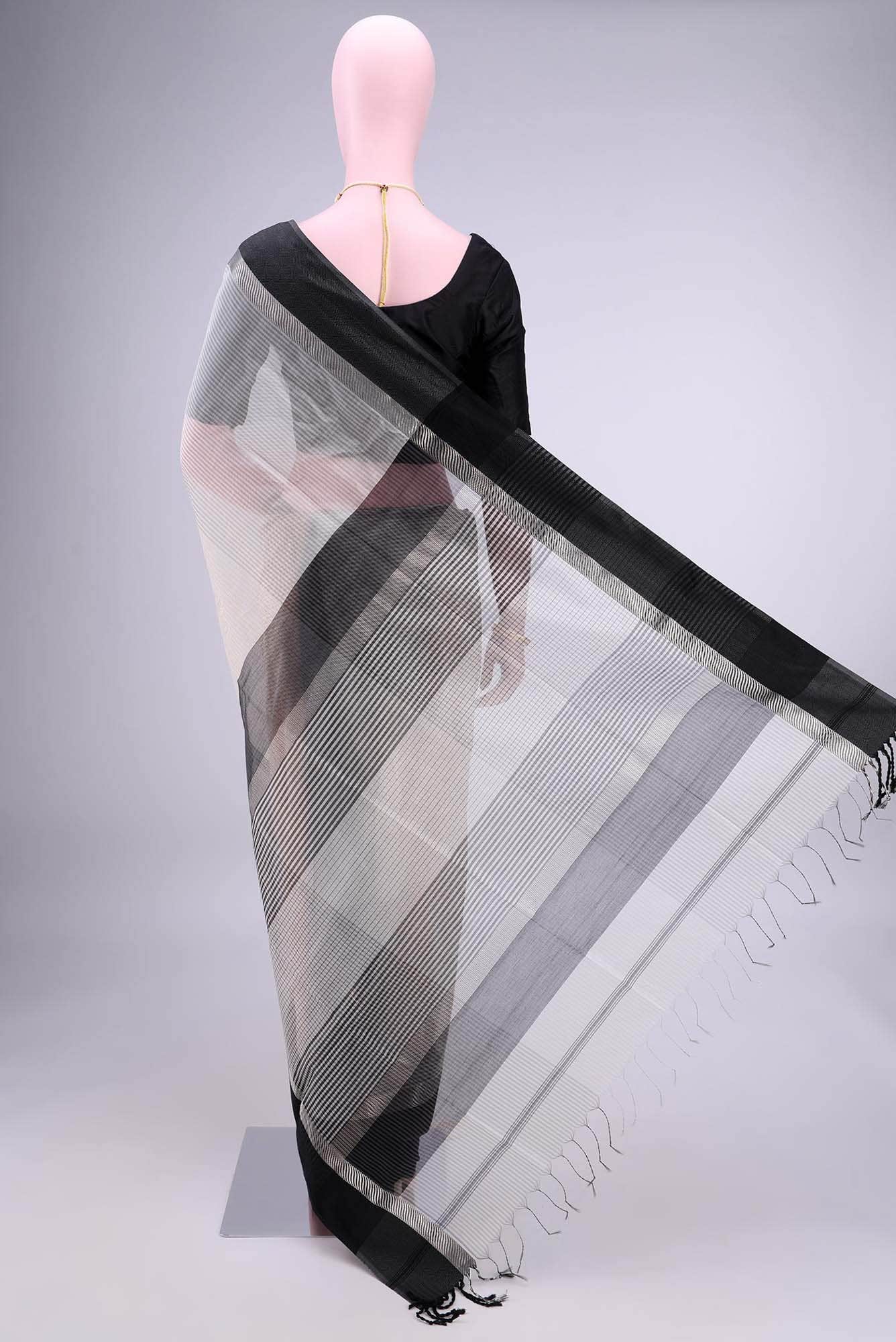 Off White Maheshwari Silk Cotton Saree