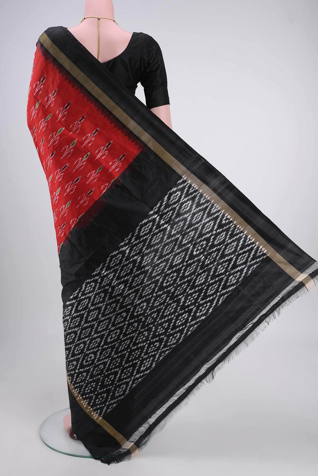 Red Pochampally Silk Saree