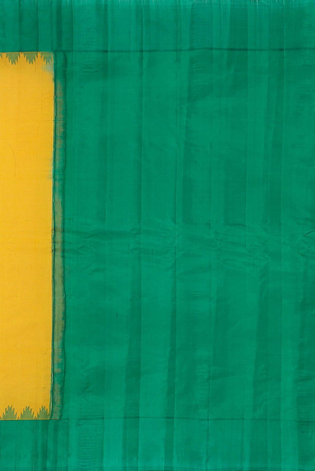 Yellow Gadwal Silk Cotton Saree