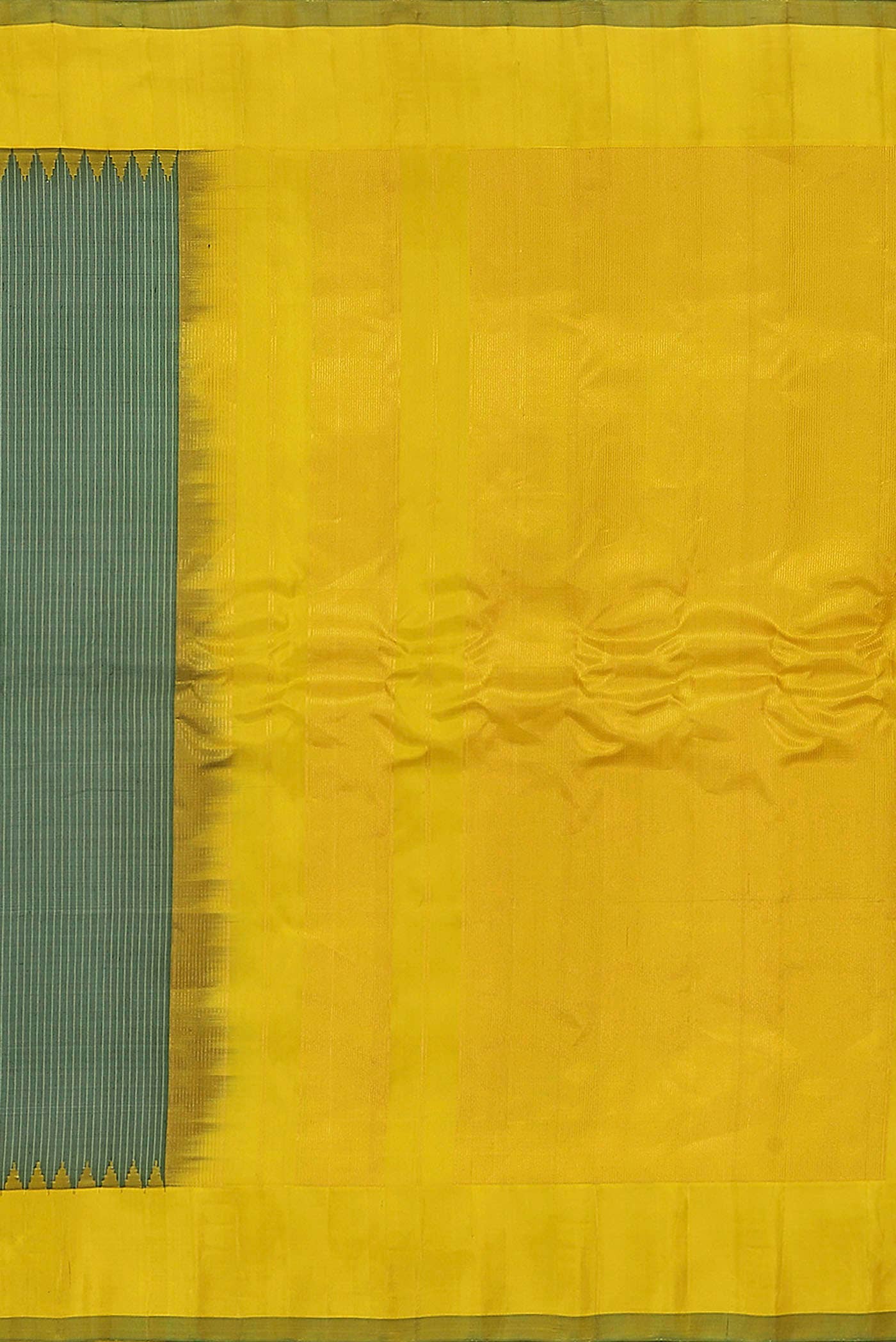Green Gadwal Silk Cotton Saree