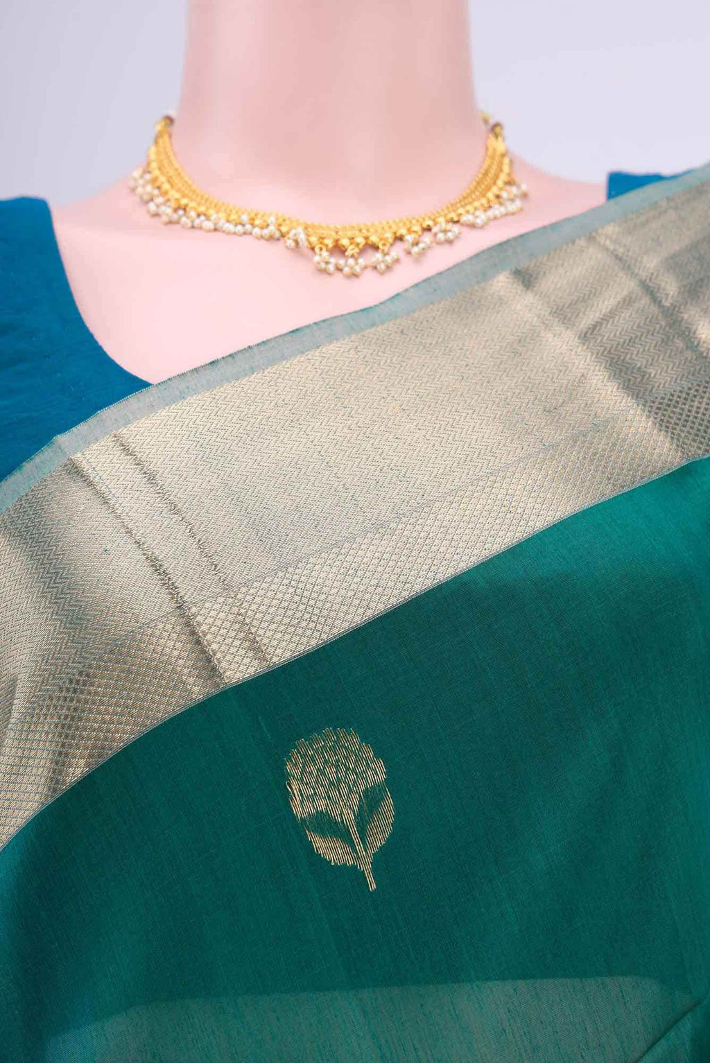 Peacock Blue Dual Tone Maheshwari Silk Cotton Saree