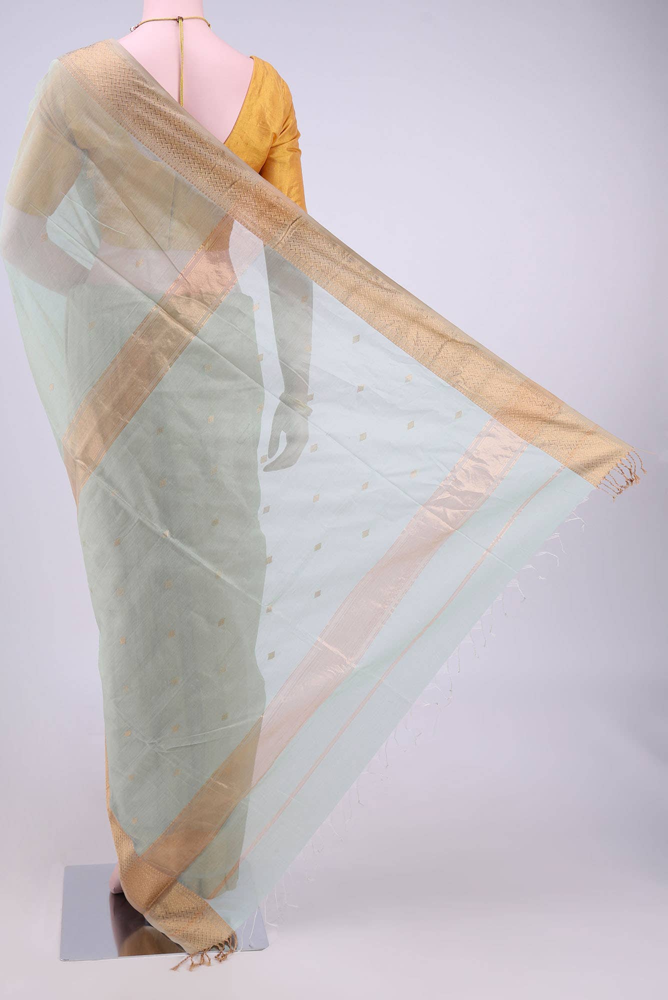Pista Green Maheshwari Silk Cotton Saree