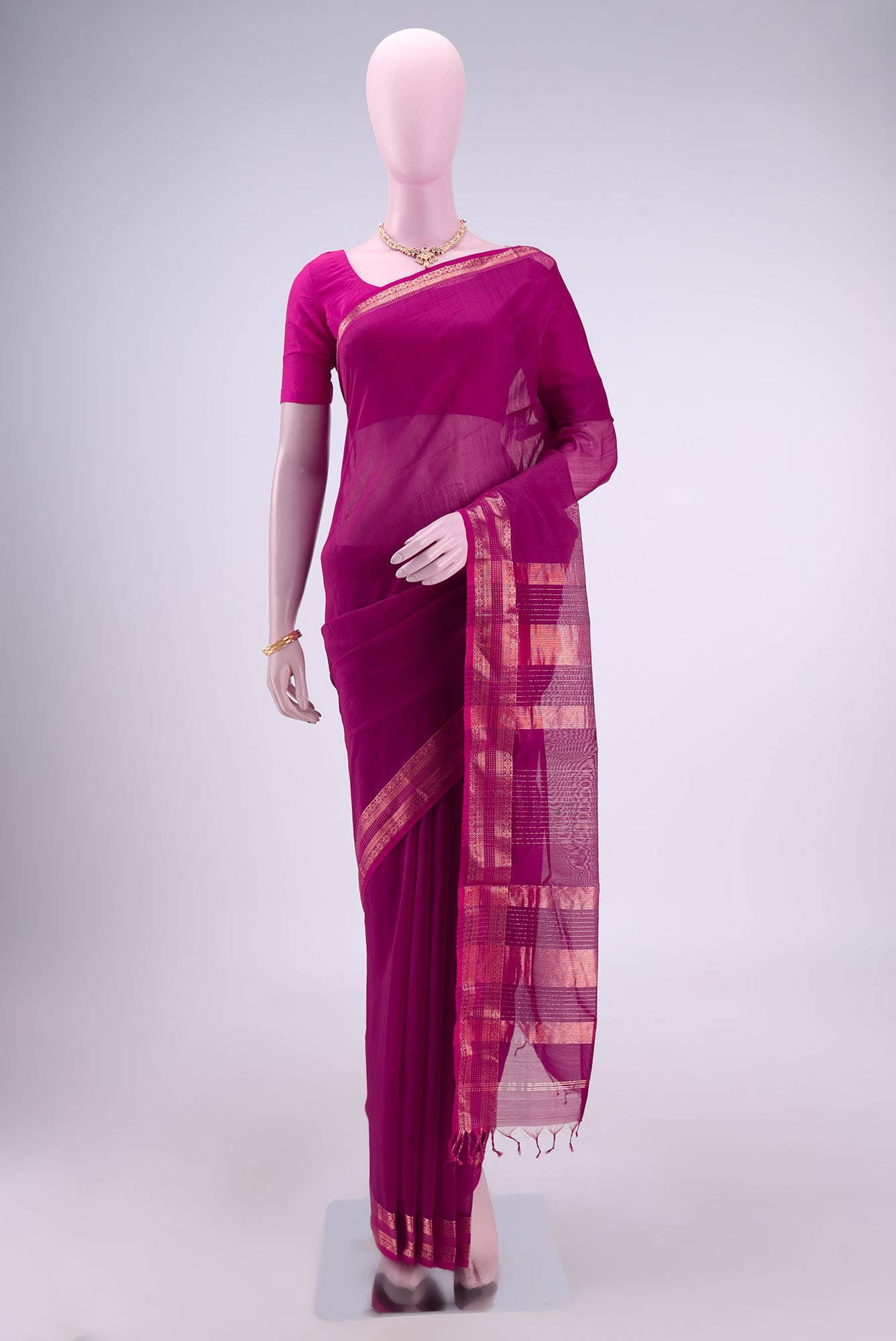 Magenta Maheshwari Silk Saree