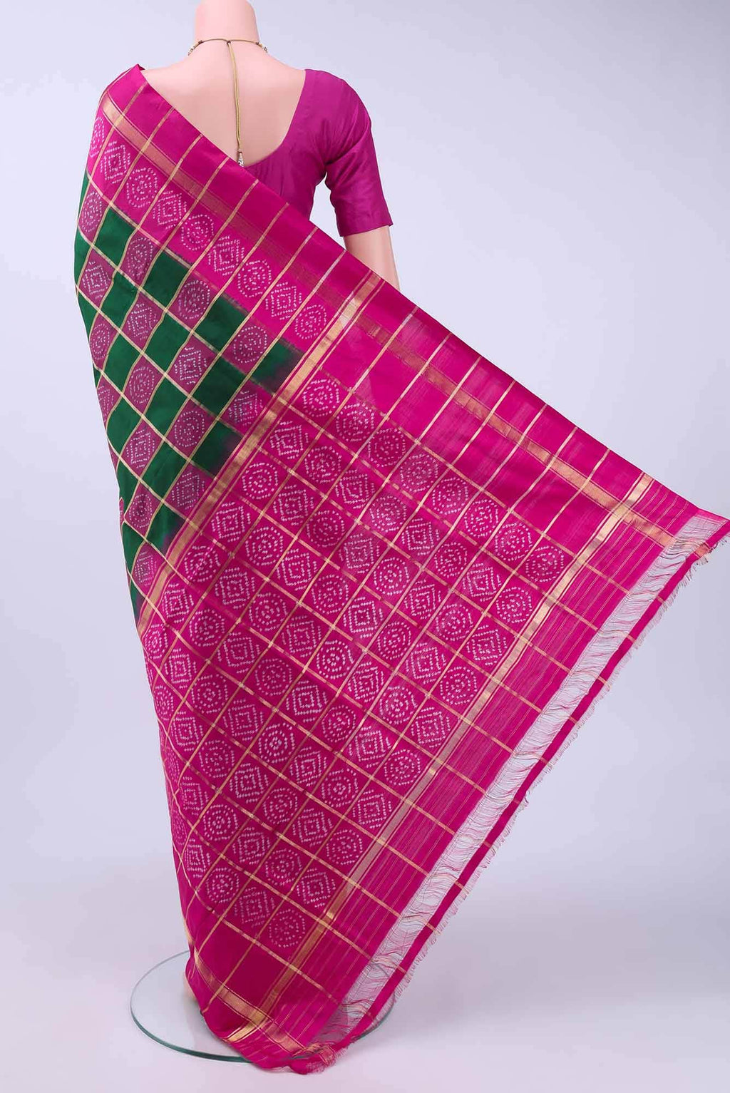 White Pochampally Silk Saree