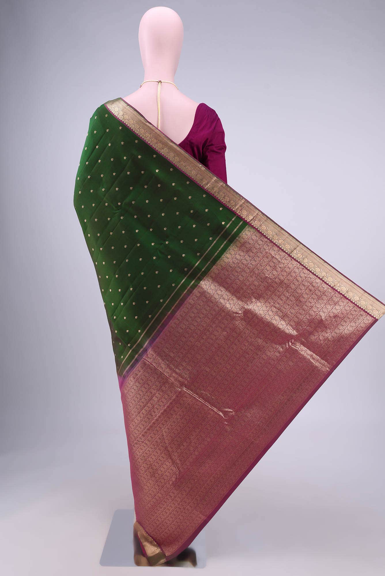 Bottle Green Nangavalli Silk [ Salem ] Saree