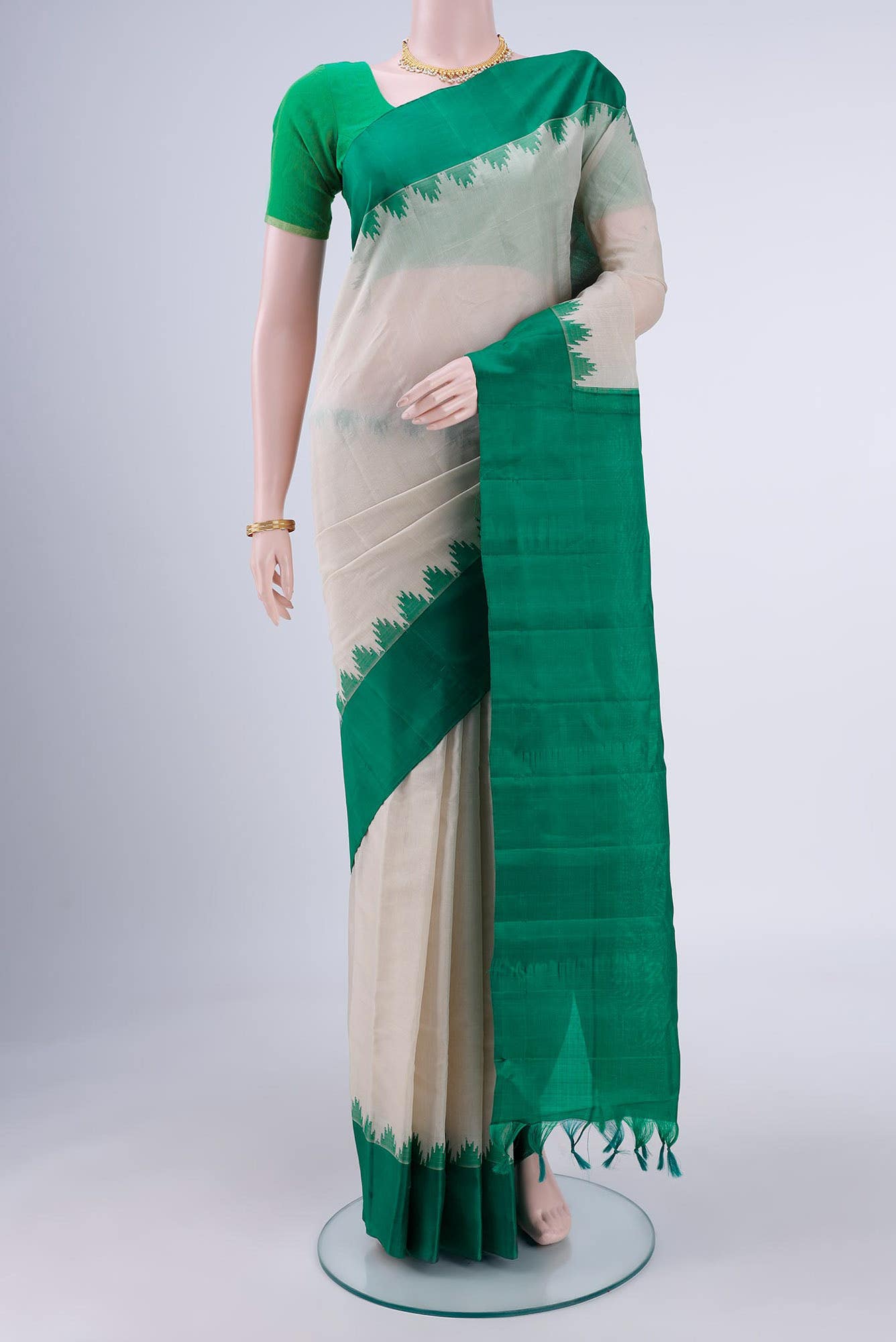 Off White Gadwal Silk Saree