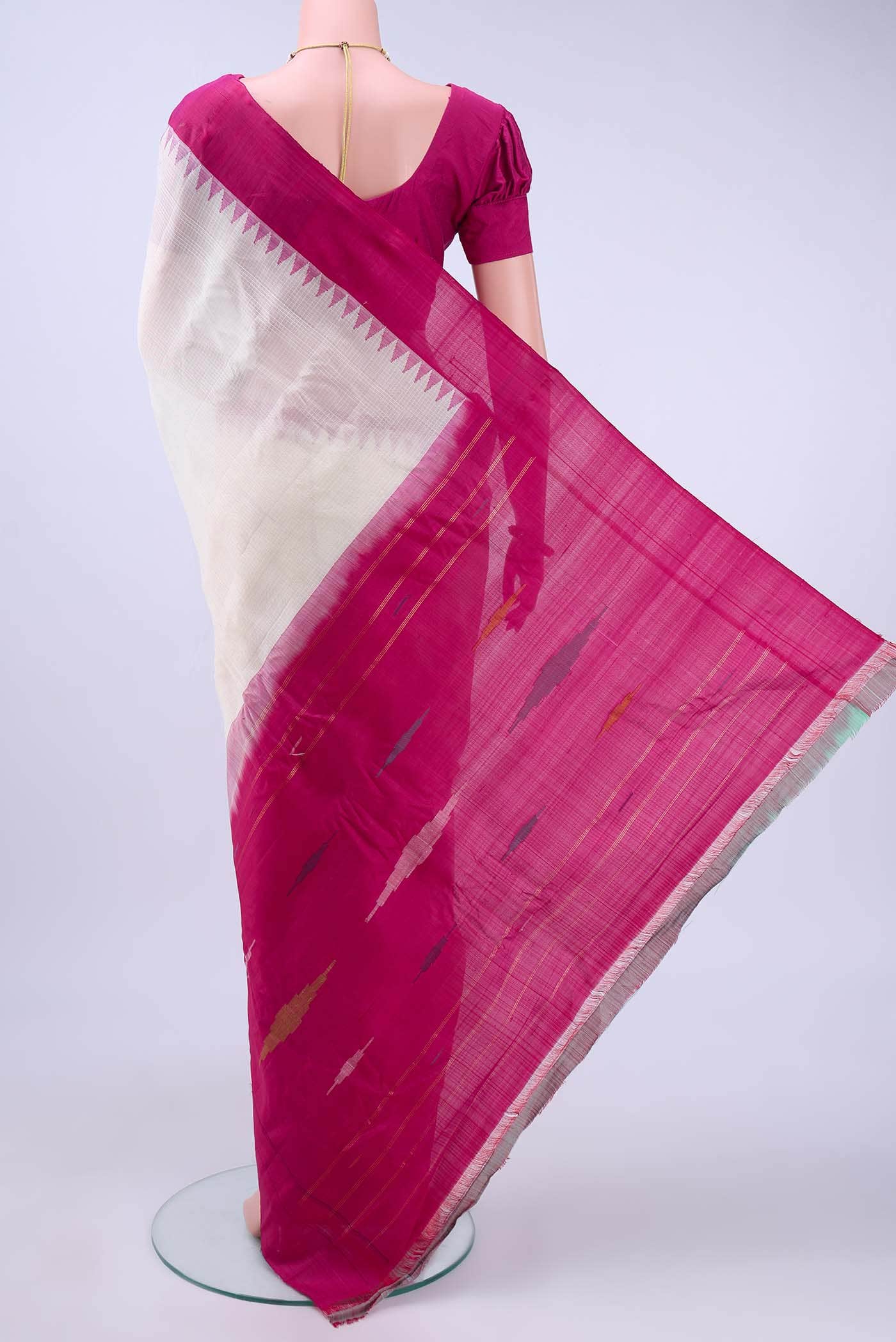Off White Gadwal Silk Cotton Saree