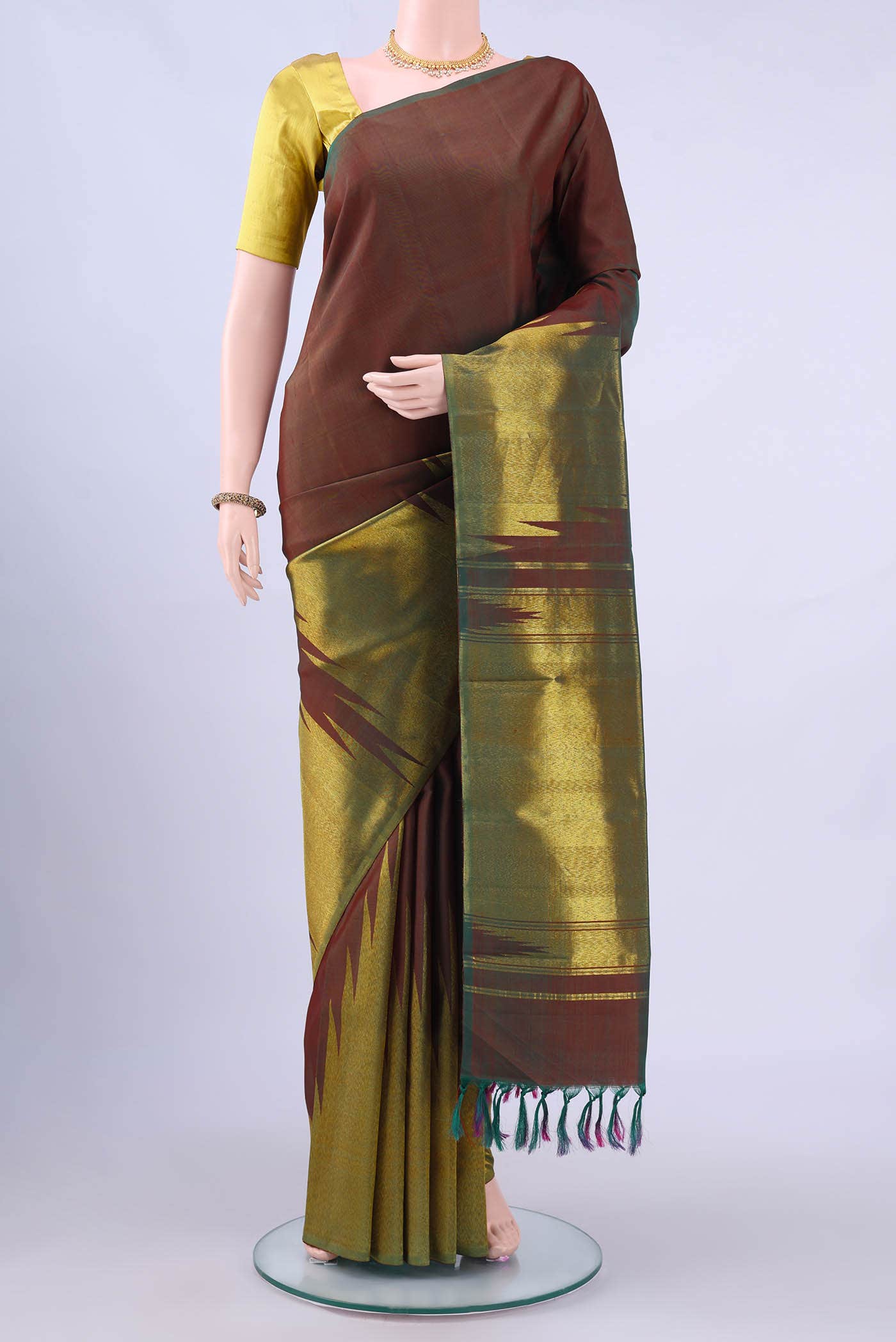 Green Dual Tone Kanchipuram Silk Saree