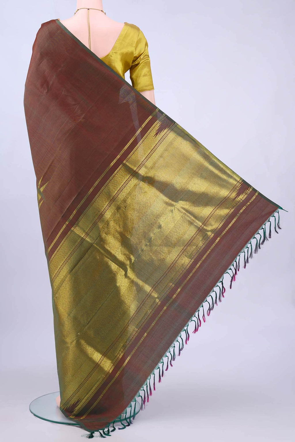 Green Dual Tone Kanchipuram Silk Saree
