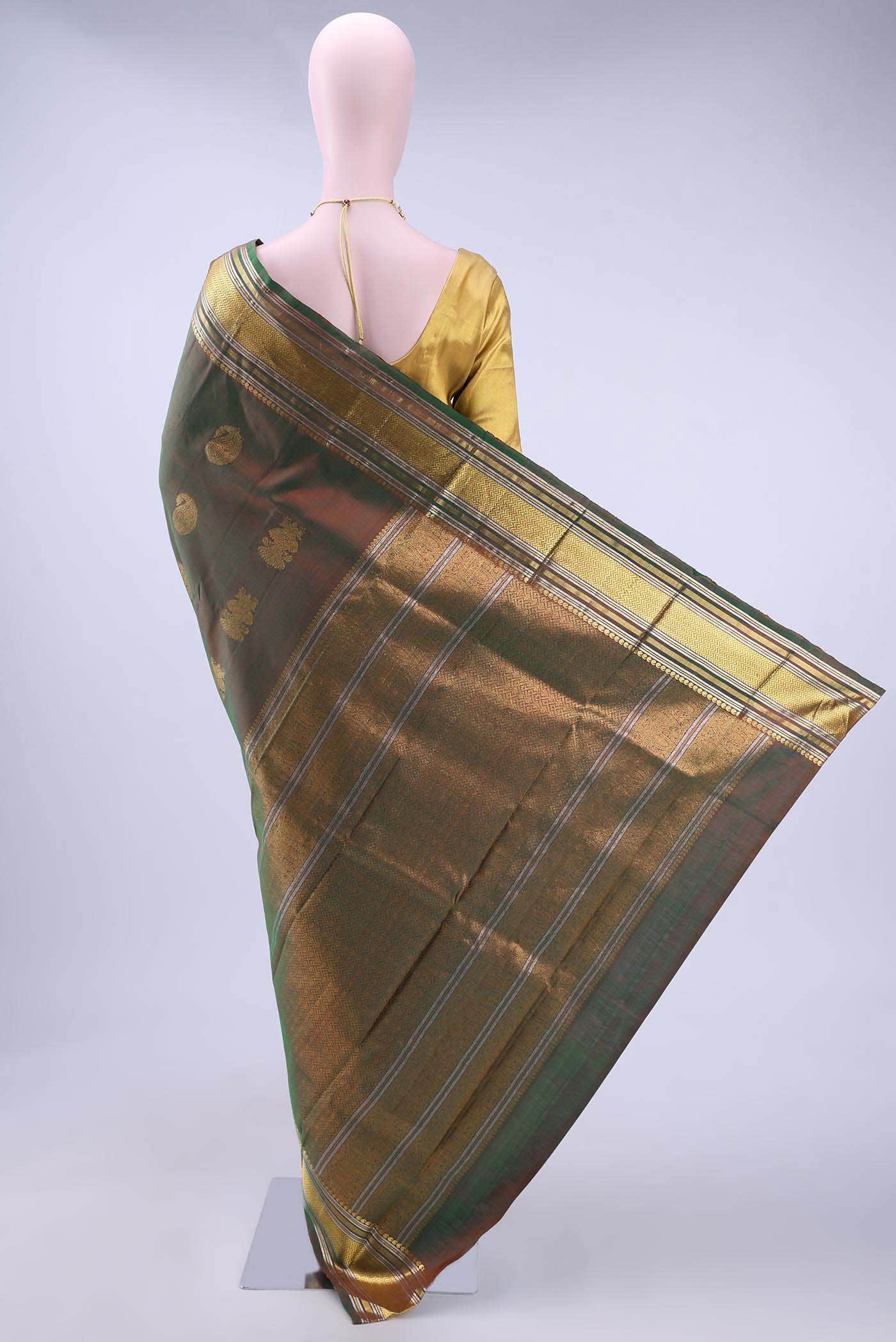 Green Dual Tone Kanchipuram Silk Saree