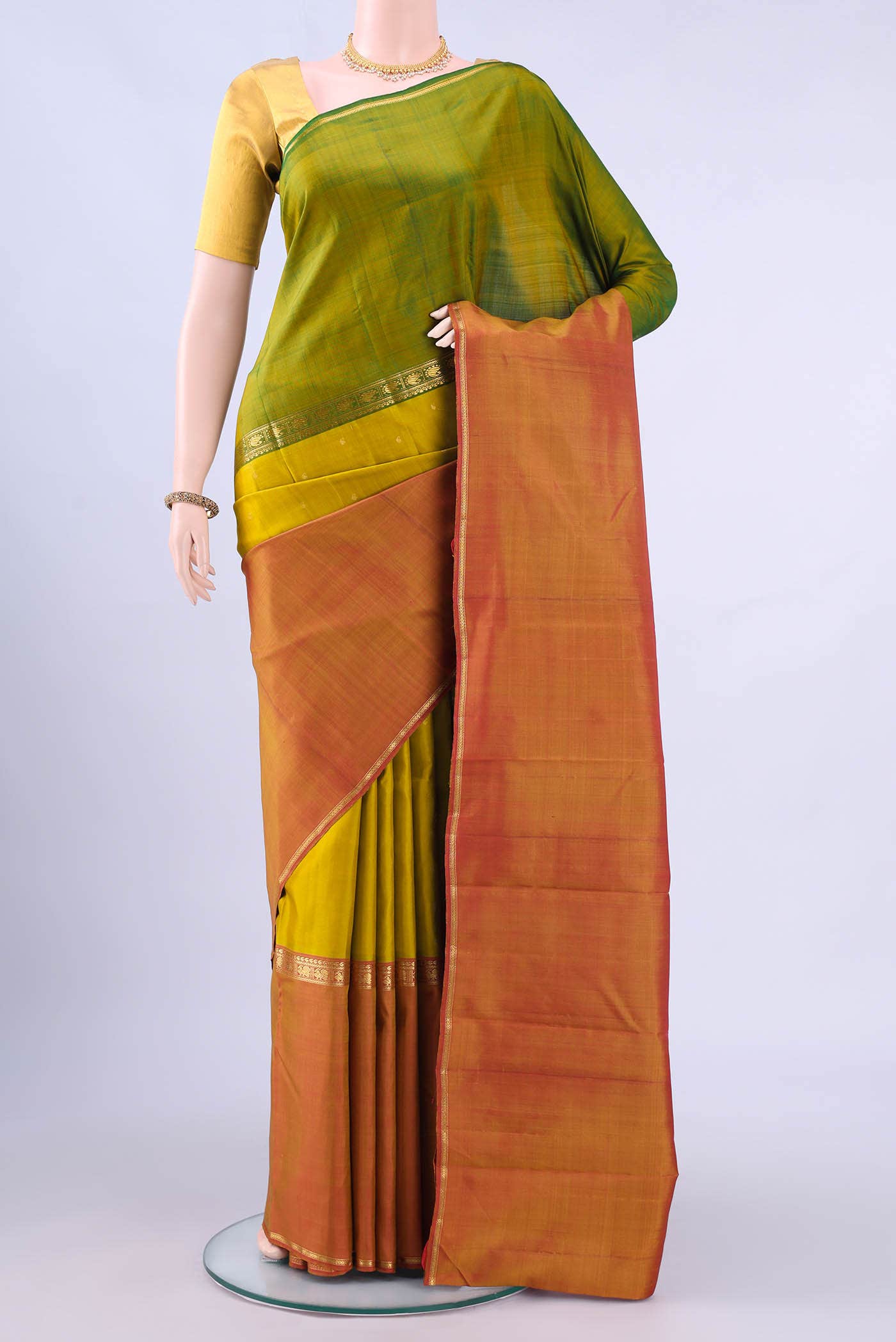 Green Dual Tone Kanchipuram Silk Saree