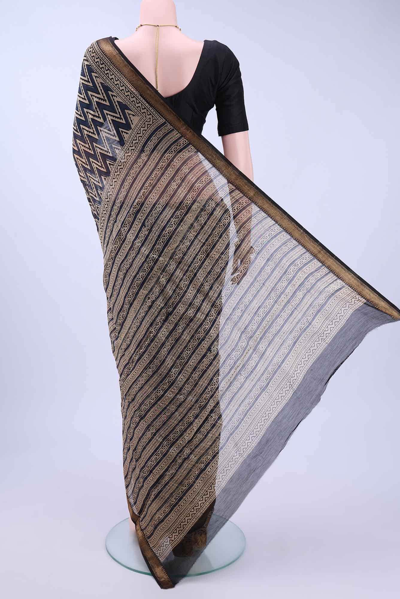Navy Blue Maheshwari Silk Cotton Saree