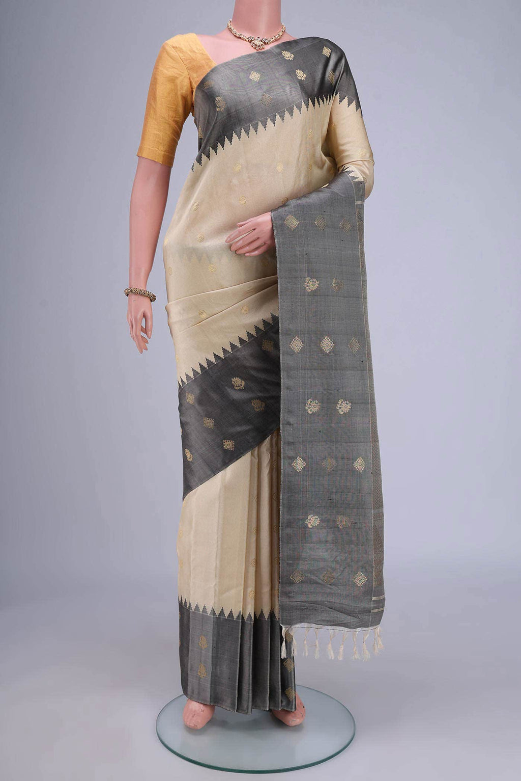 Beige Gadwal Silk Cotton Saree