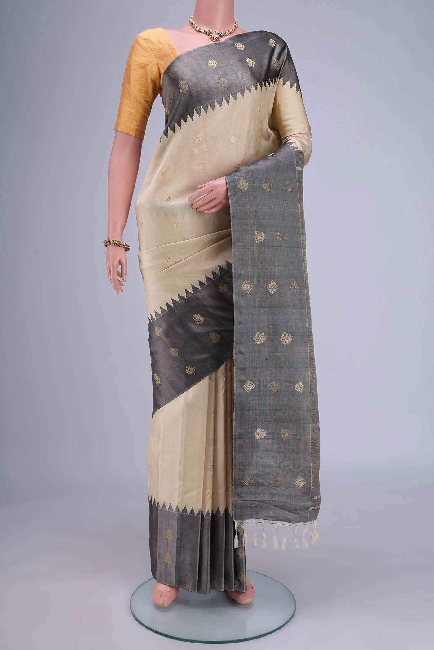 Beige Gadwal Silk Cotton Saree
